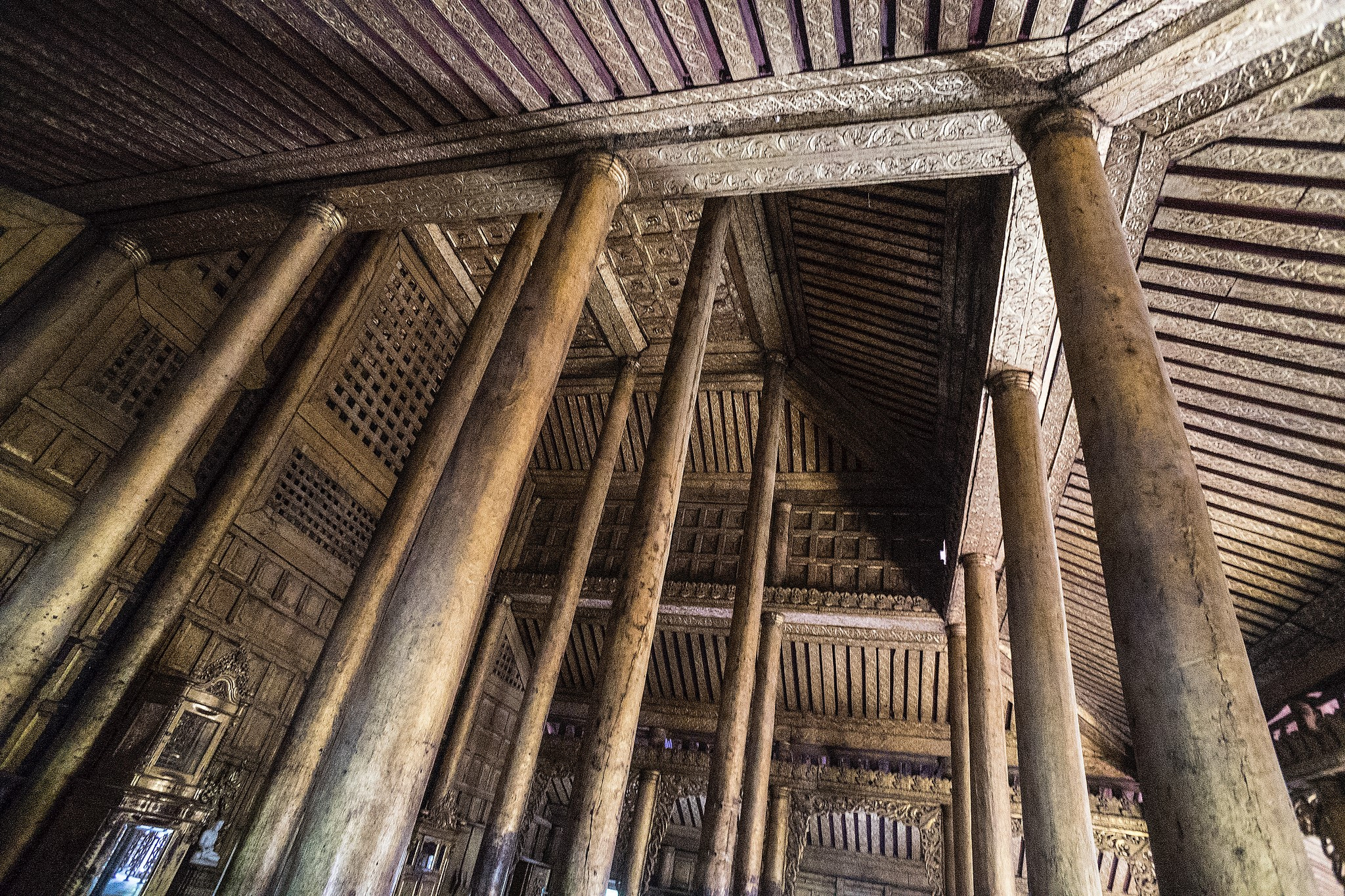 Sony a7 + Sony E 16mm F2.8 sample photo. Myanmar photography