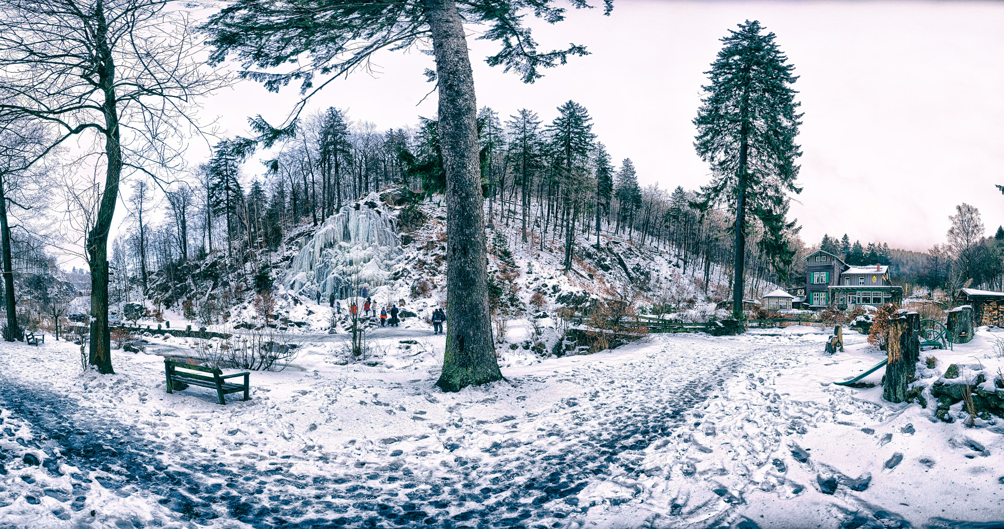 Sigma 8-16mm F4.5-5.6 DC HSM sample photo. Winter photography