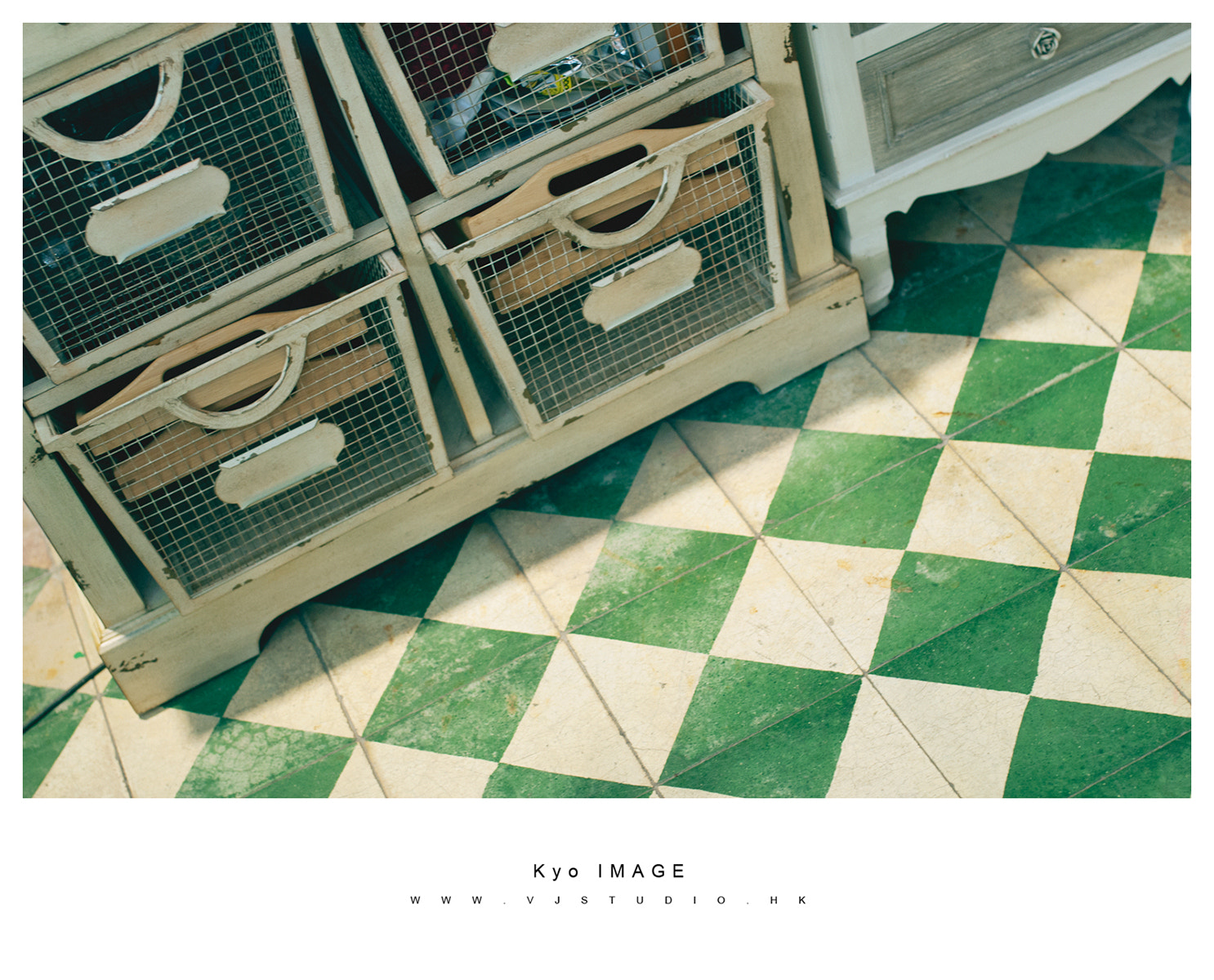 Nikon D90 + Sigma 35mm F1.4 DG HSM Art sample photo. 淡淡的走，做安靜的自己 photography