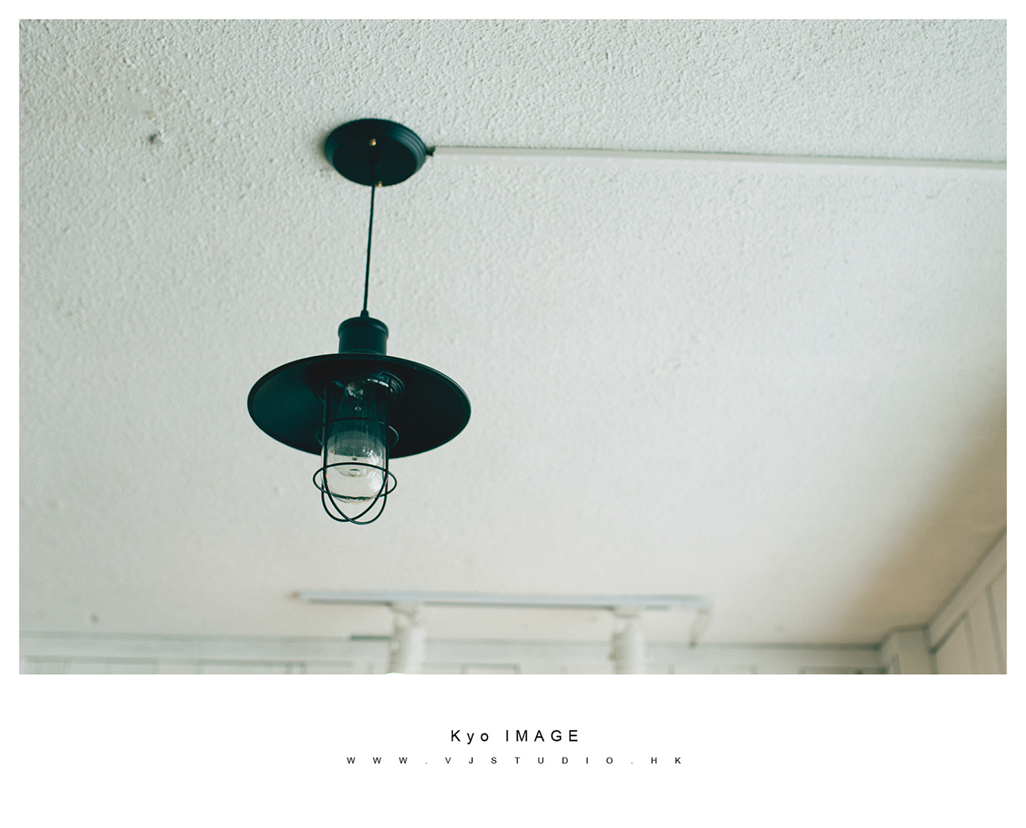 Nikon D90 + Sigma 35mm F1.4 DG HSM Art sample photo. 淡淡的走，做安靜的自己 photography