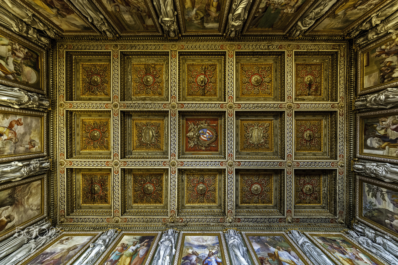 Nikon D700 + Sigma 12-24mm F4.5-5.6 II DG HSM sample photo. Coffered ceiling photography