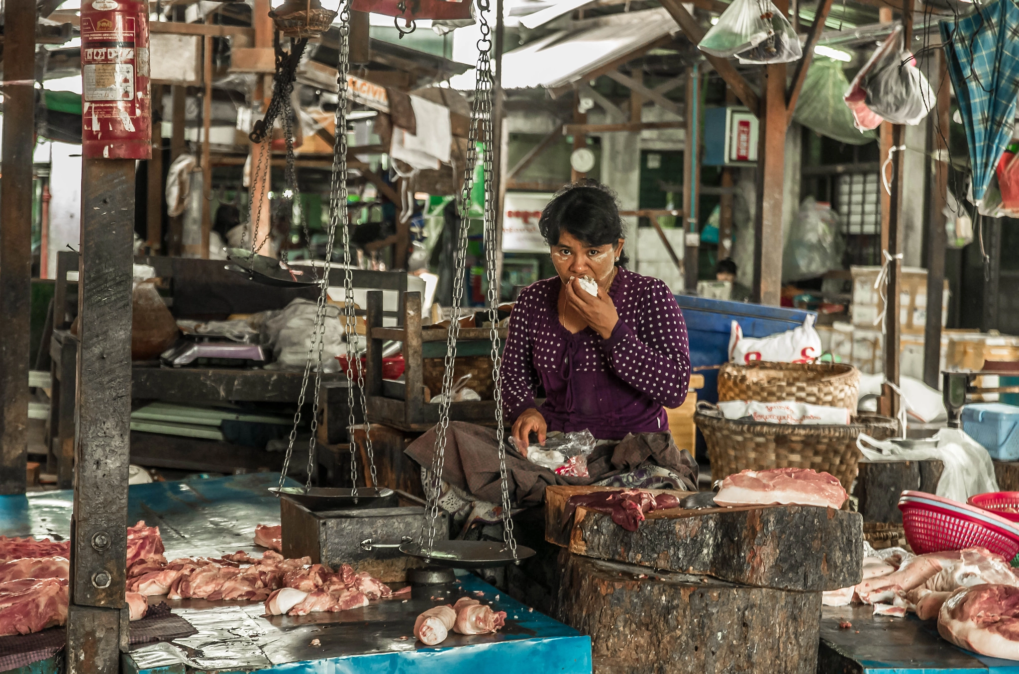 Pentax K-5 + Sigma 17-70mm F2.8-4 DC Macro HSM Contemporary sample photo. La boucherie.. photography