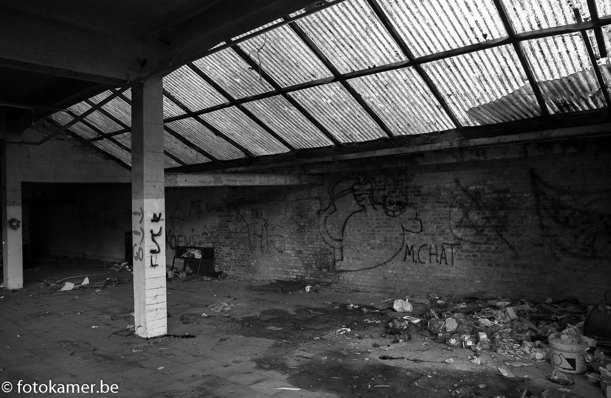 Canon EOS 1000D (EOS Digital Rebel XS / EOS Kiss F) sample photo. Old factory photography
