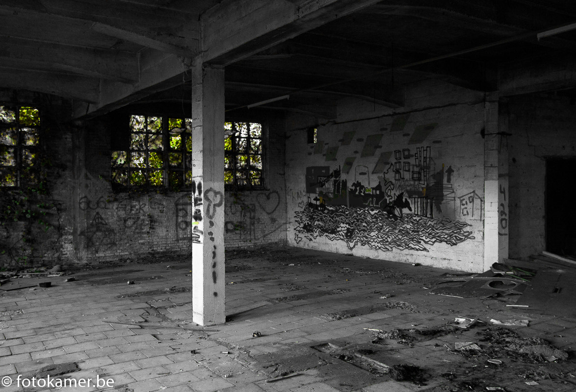 Canon EOS 1000D (EOS Digital Rebel XS / EOS Kiss F) sample photo. Old factory photography
