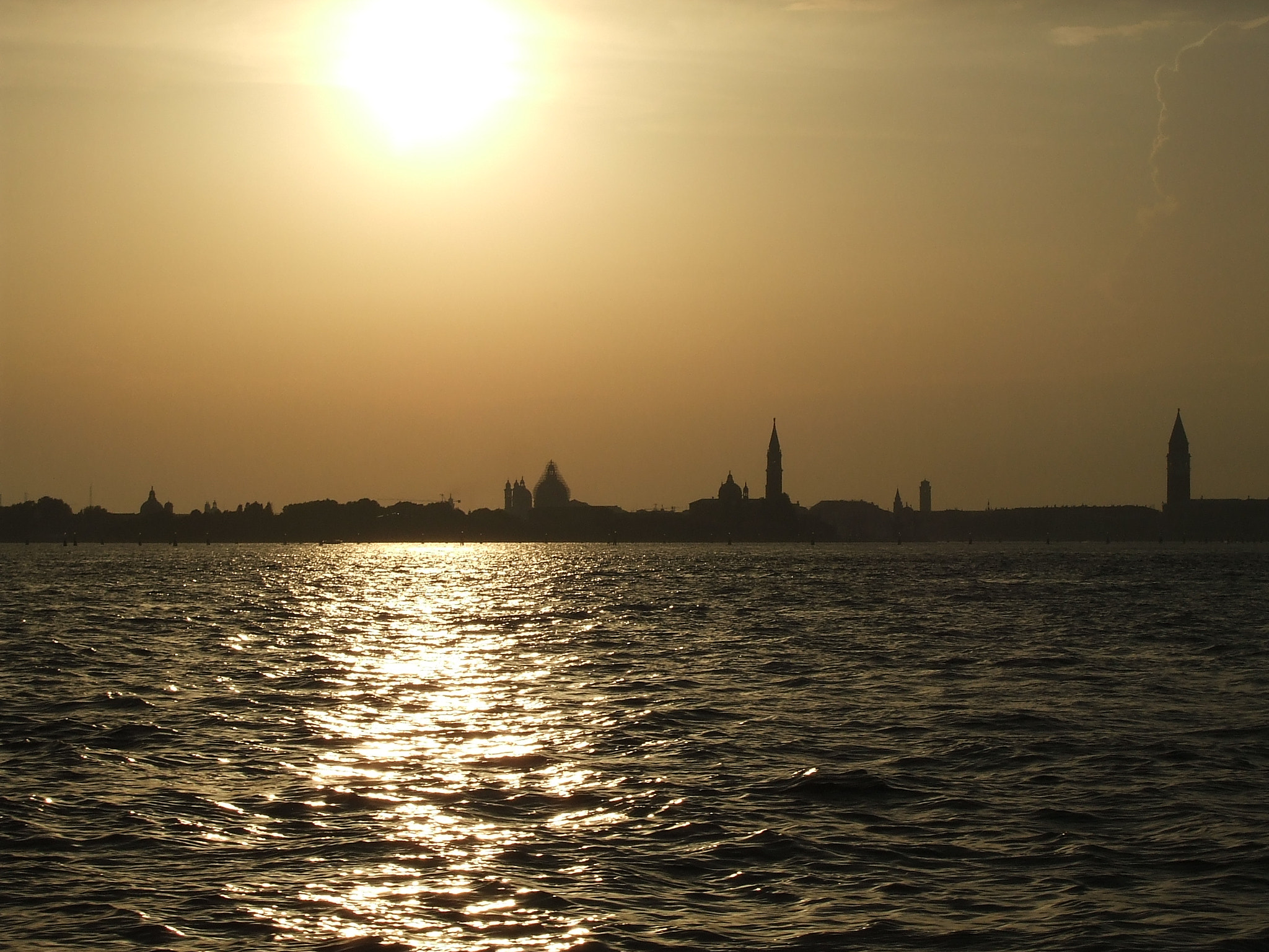 Fujifilm FinePix V10 sample photo. Venice at sunset photography