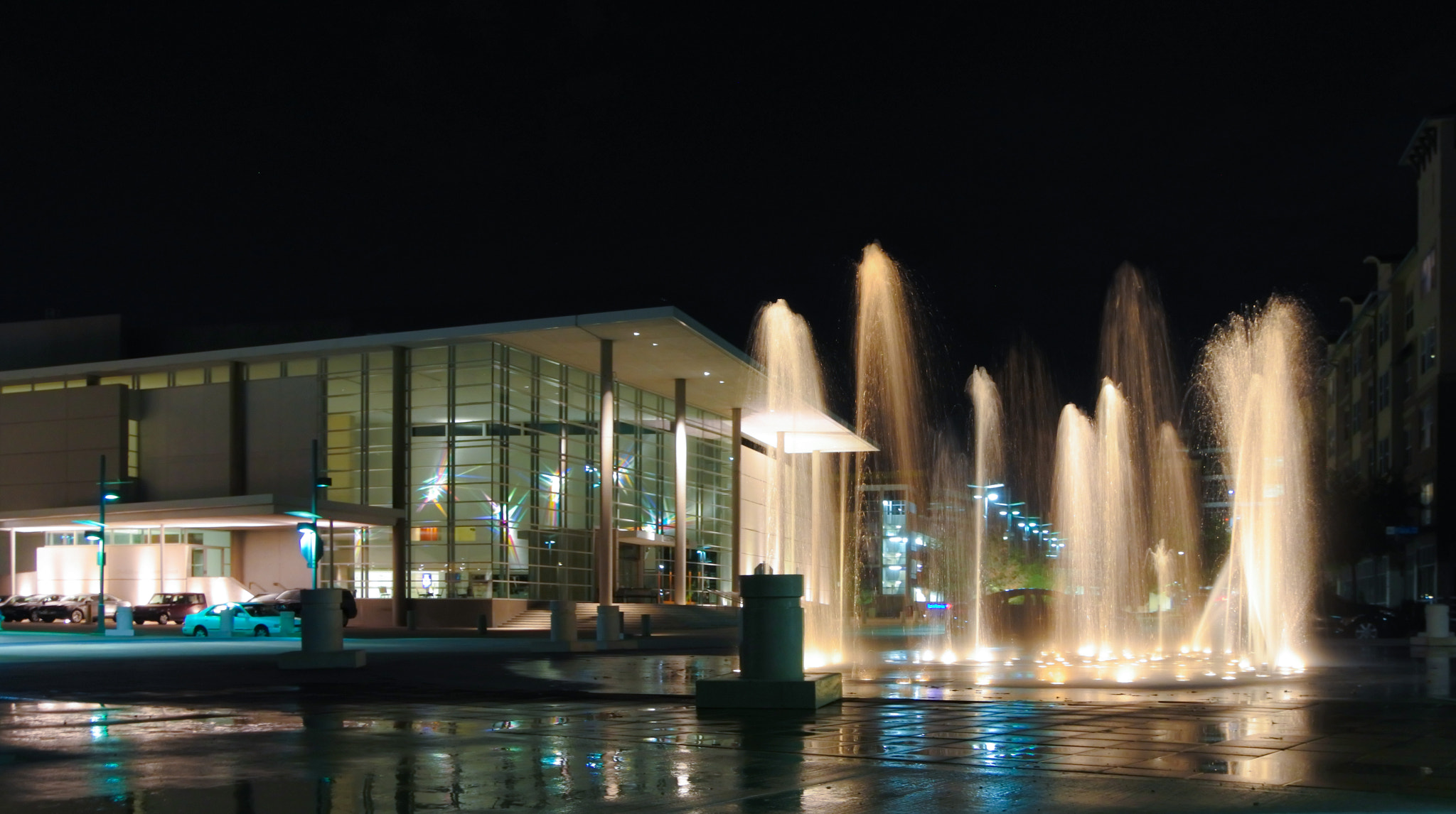 1 NIKKOR VR 10-100mm f/4-5.6 sample photo. Charles w. eisemann center, richardson, texas photography