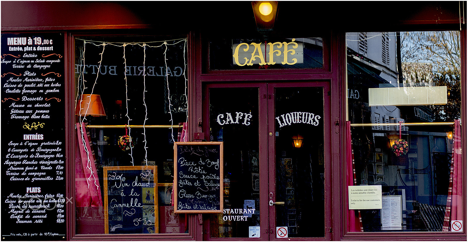 Pentax K-5 sample photo. Montmartre photography