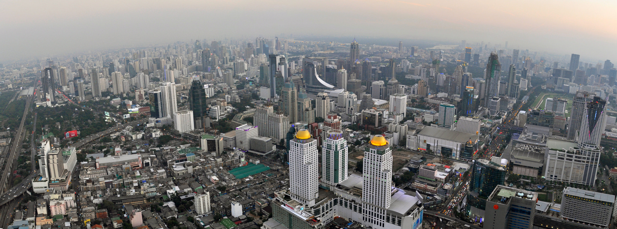 Sigma 18-200mm F3.5-6.3 II DC OS HSM sample photo. Sunset over bangkok photography