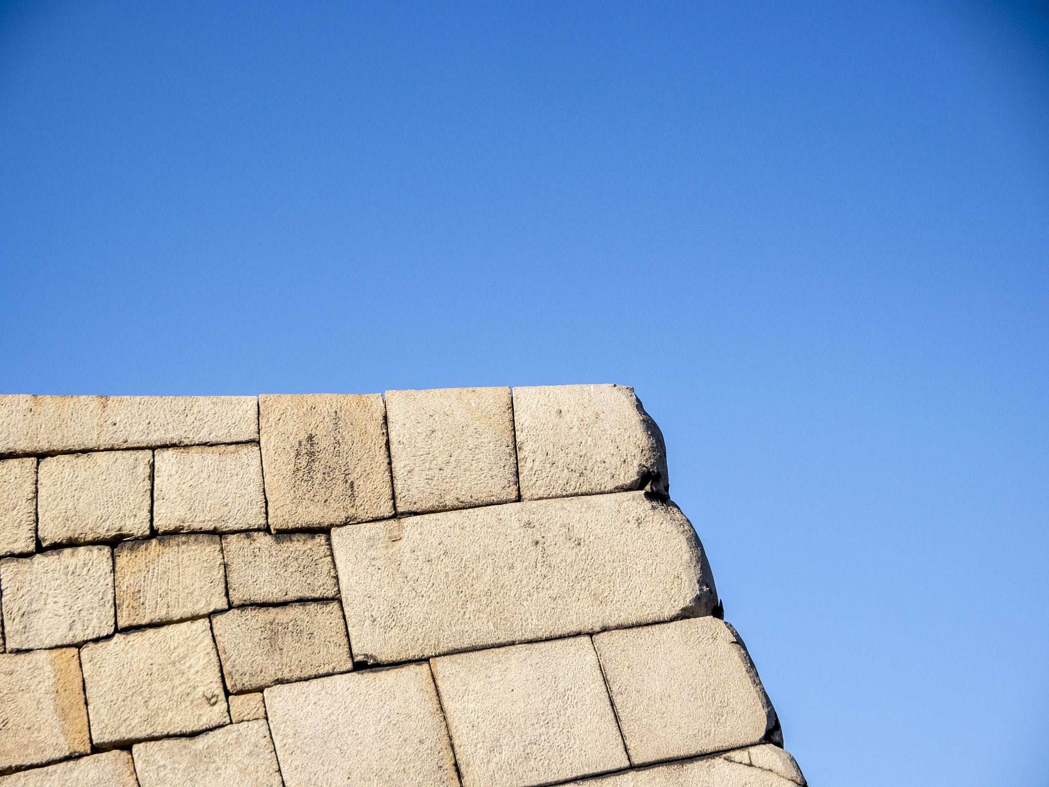 LUMIX G VARIO PZ 14-42/F3.5-5.6 sample photo. Imperial palace east wall photography