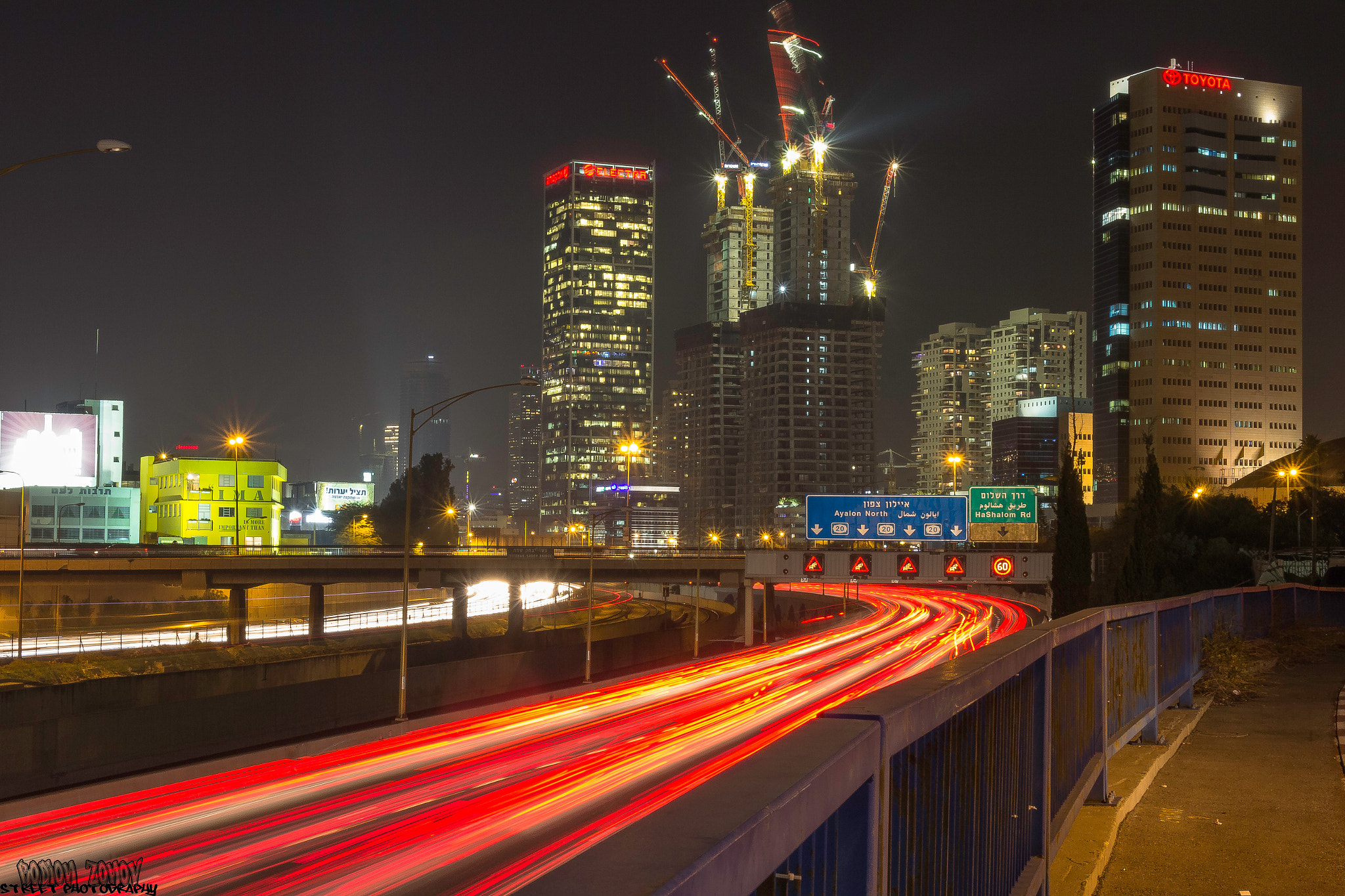 Canon EOS 60D + Sigma 18-50mm F2.8-4.5 DC OS HSM sample photo. Tel aviv traffic photography