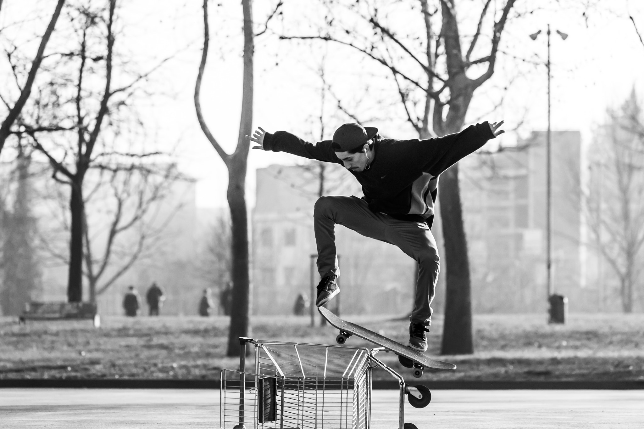 Nikon AF Nikkor 180mm F2.8D ED-IF sample photo. Crazy jump! photography