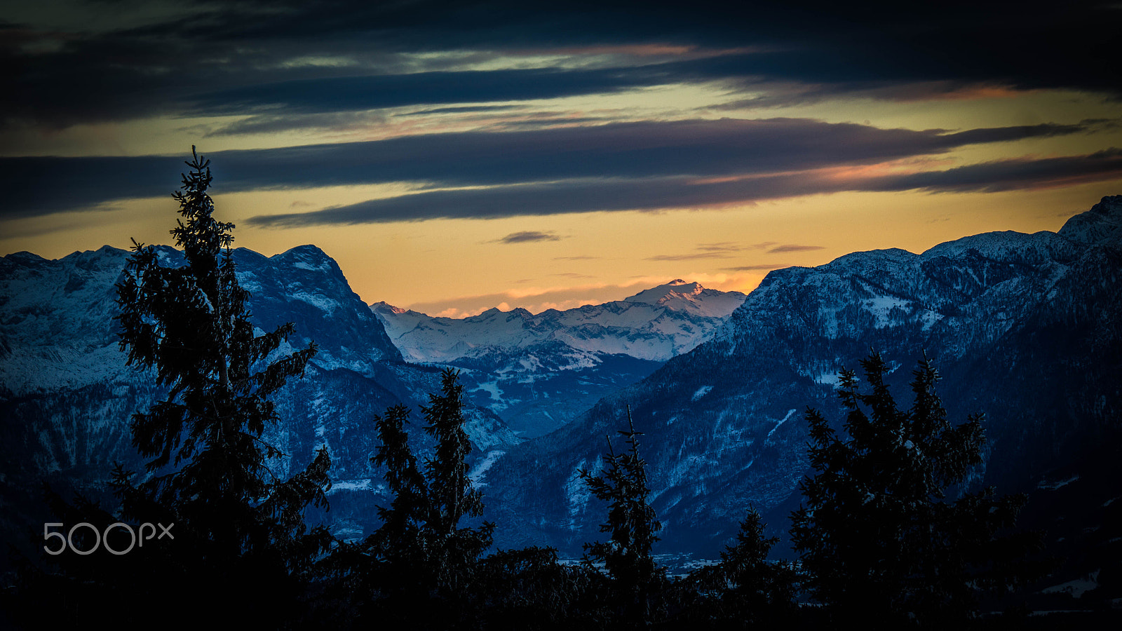 Canon EOS M sample photo. Winter evening photography
