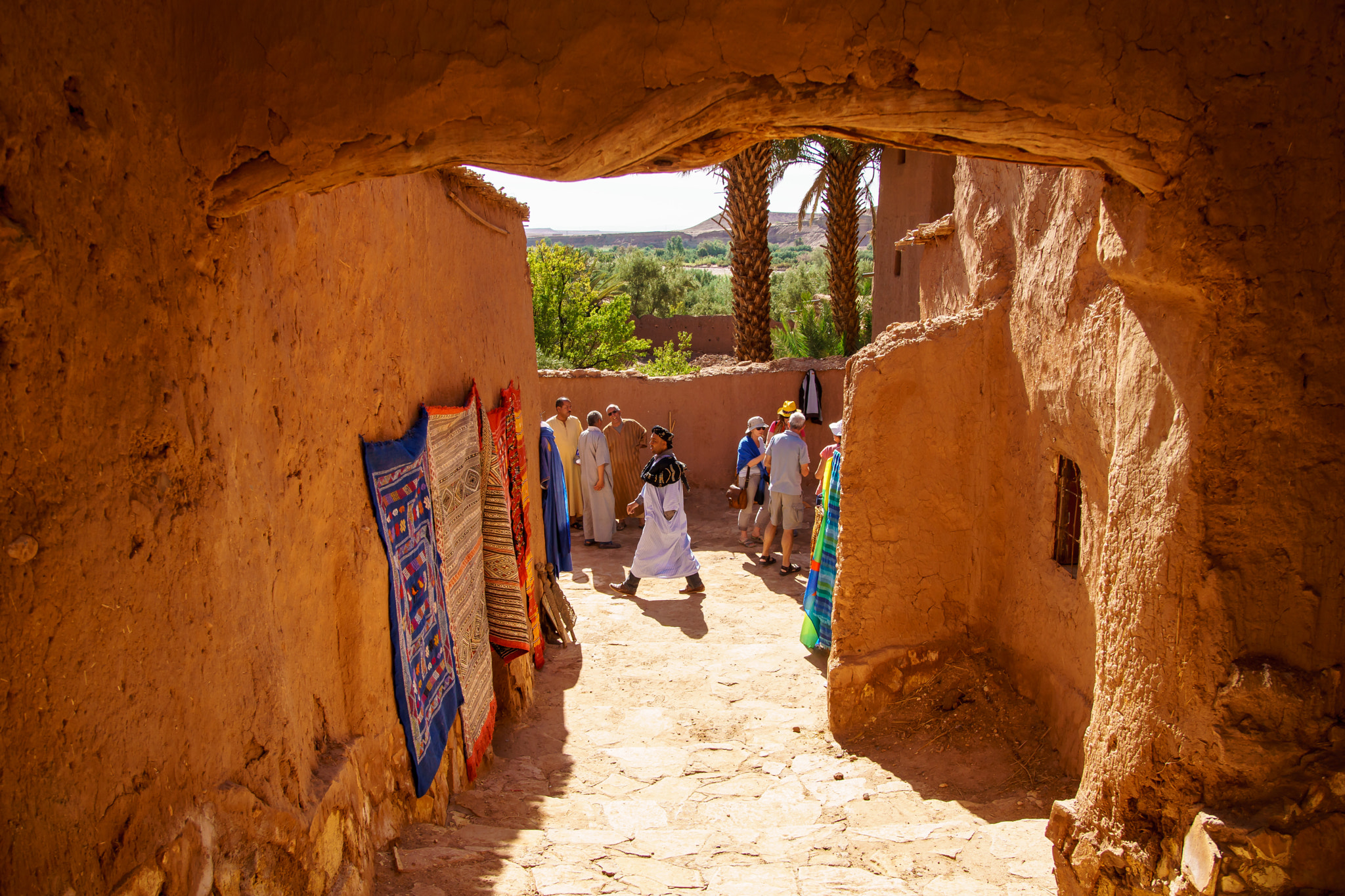 Sony ILCA-77M2 + Sigma 17-70mm F2.8-4.5 (D) sample photo. In the streets of aït ben haddou photography