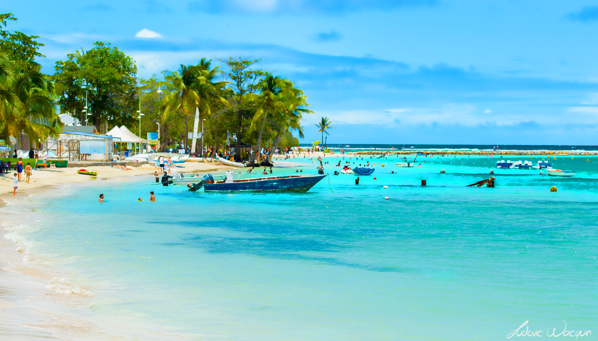 Nikon AF-S Nikkor 70-200mm F2.8G ED VR II sample photo. Beach guadeloupe photography