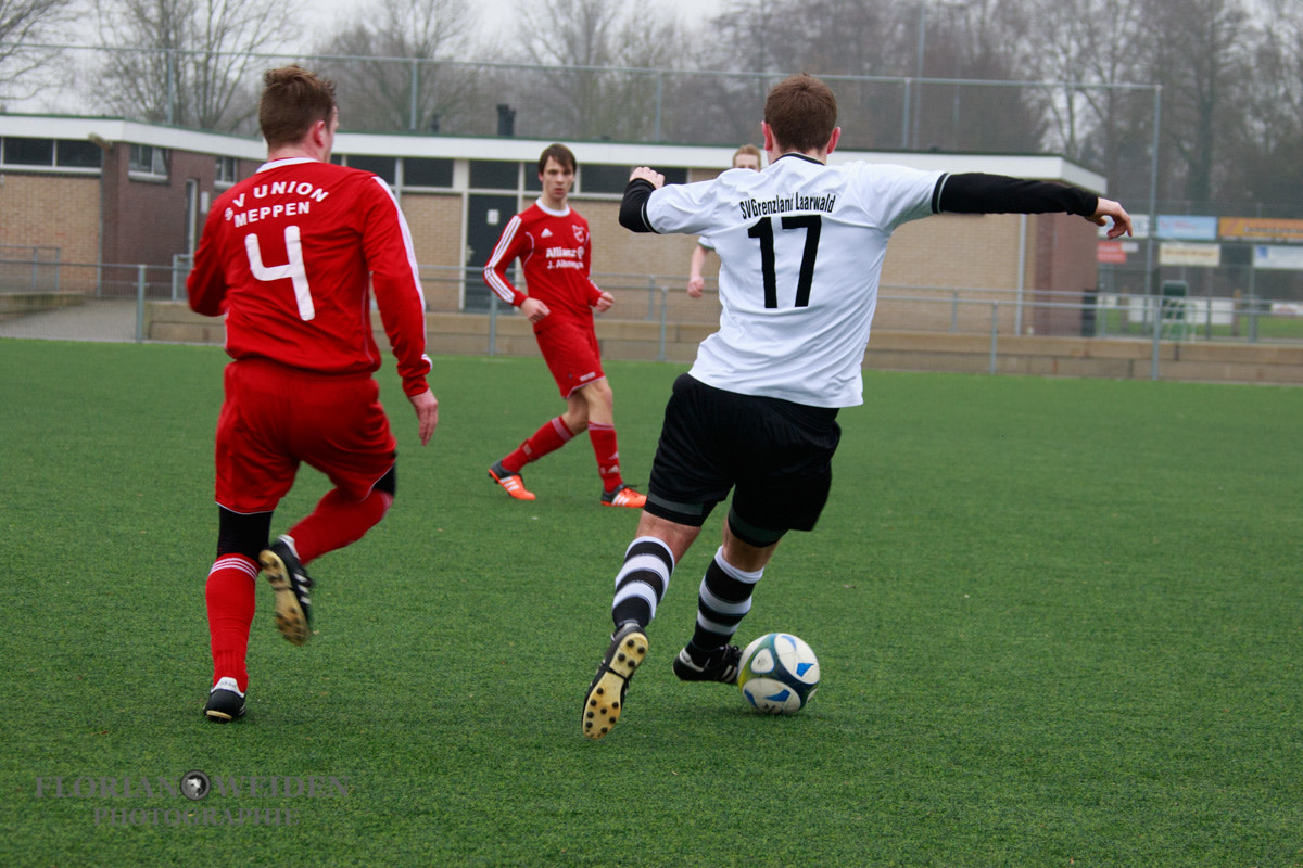 Canon EOS 7D Mark II + Canon EF 28-300mm F3.5-5.6L IS USM sample photo. Fußball photography
