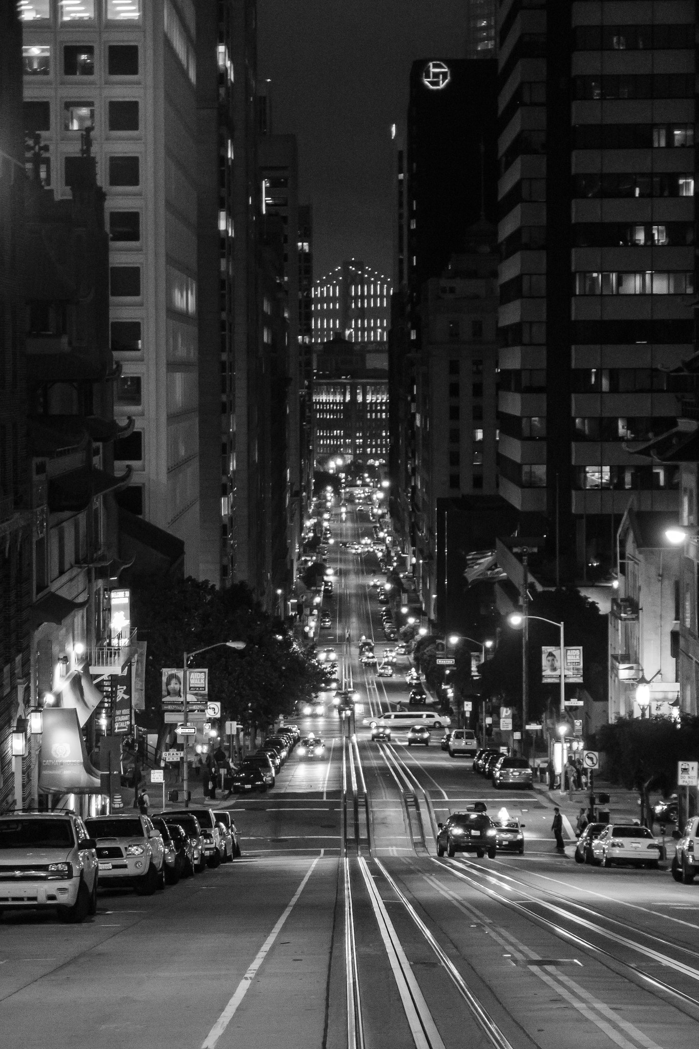 Sony SLT-A65 (SLT-A65V) + Tamron SP 24-70mm F2.8 Di VC USD sample photo. California st at night photography