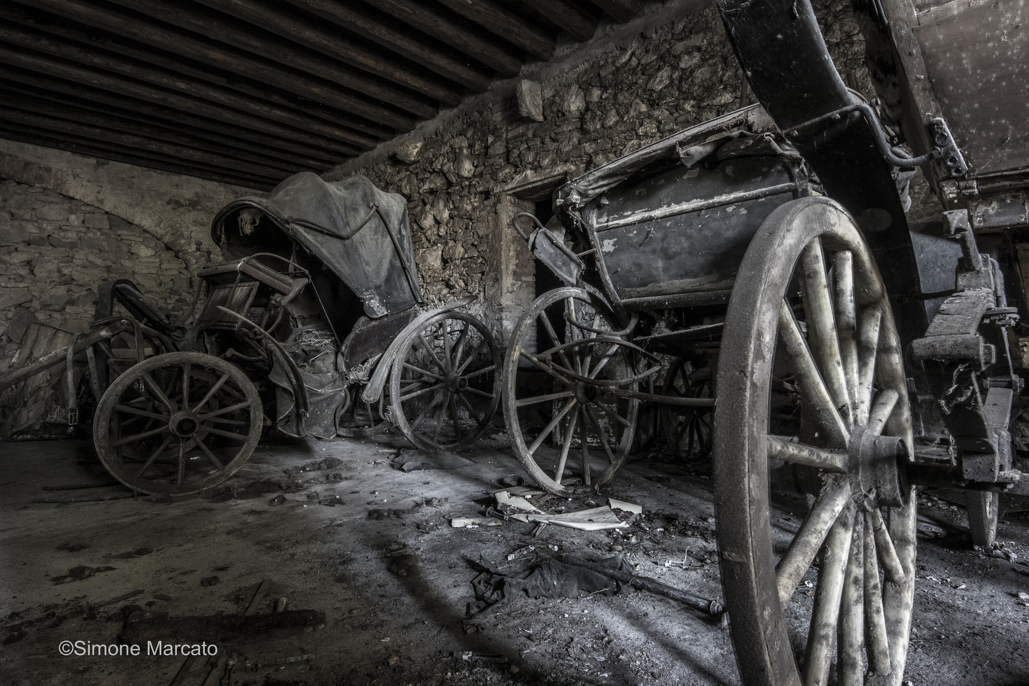 Sigma 8-16mm F4.5-5.6 DC HSM sample photo. Tire change photography