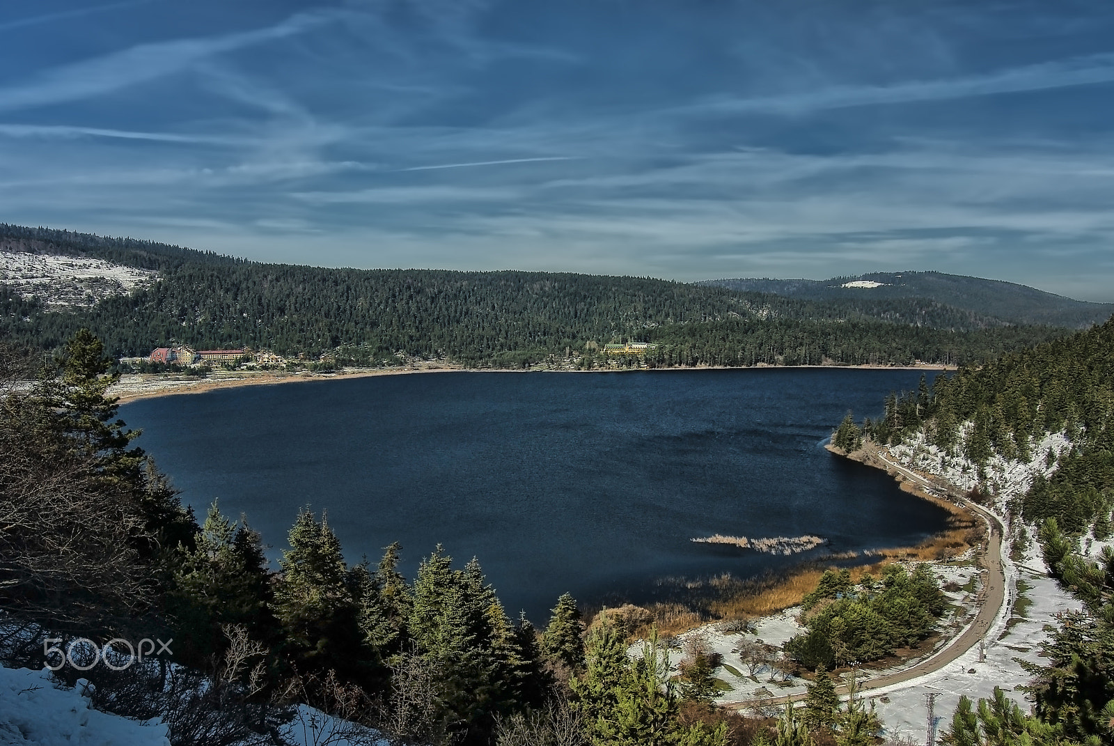 Nikon AF Nikkor 24-85mm F2.8-4D IF sample photo. 2006-november- abant lake photography