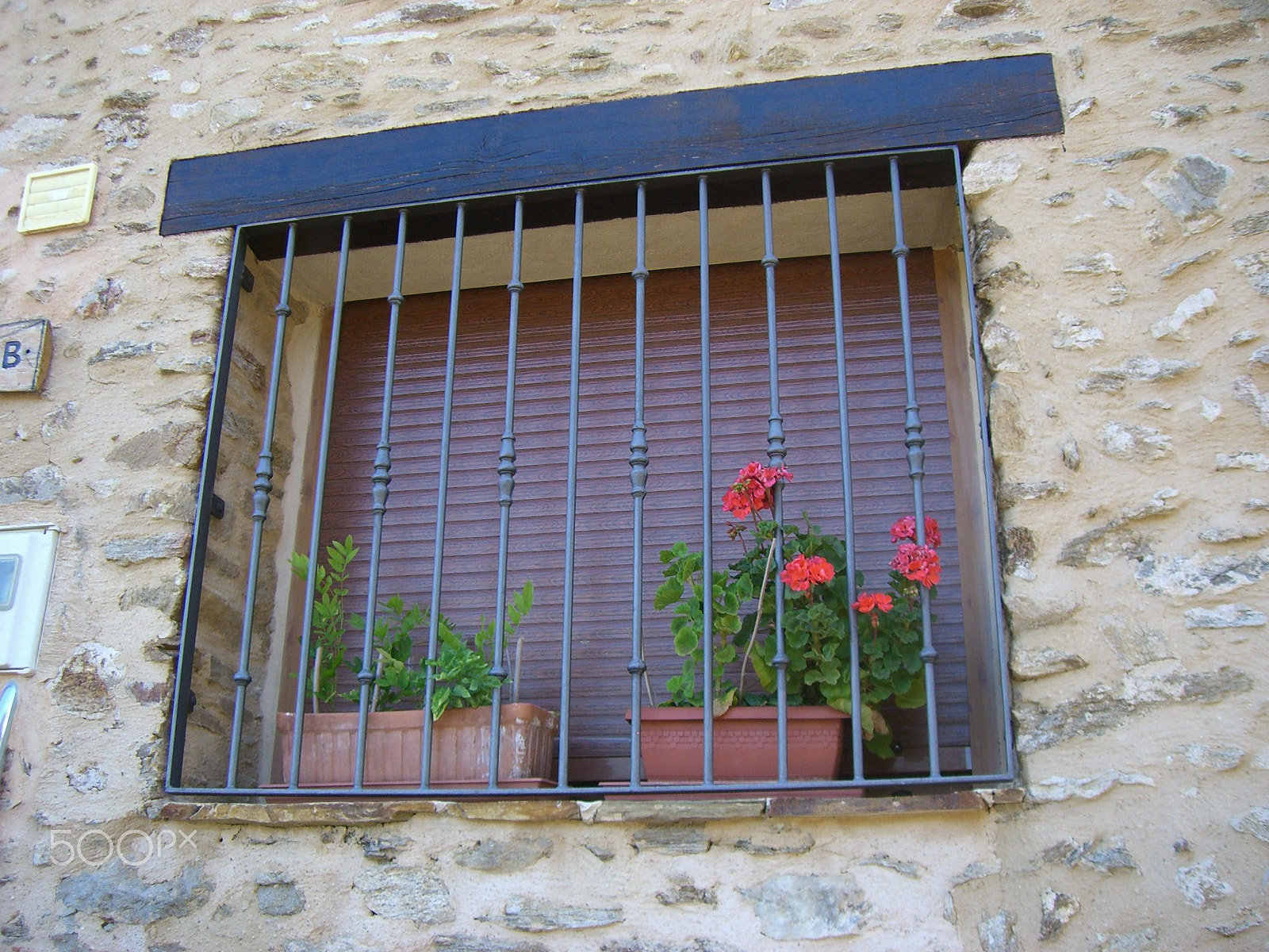 CASIO EX-S600 sample photo. Balcon y geranio photography