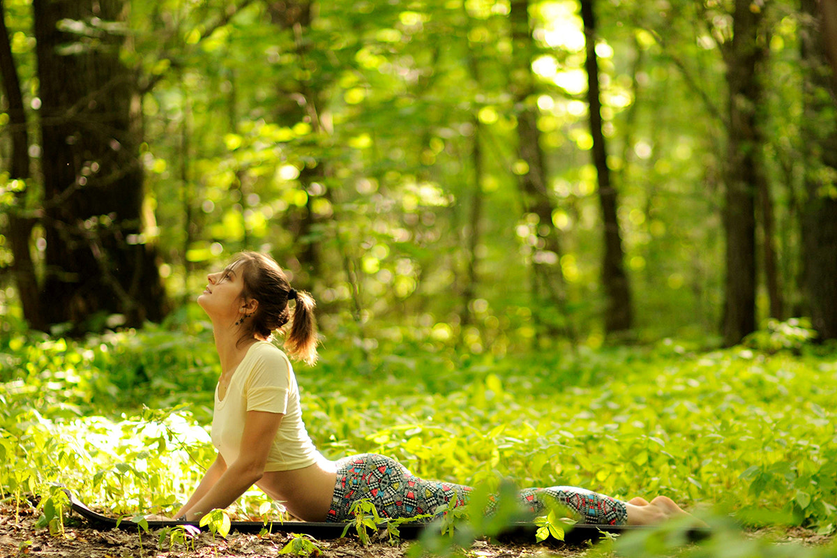 Nikon D90 + Sigma 85mm F1.4 EX DG HSM sample photo. Yoga photography
