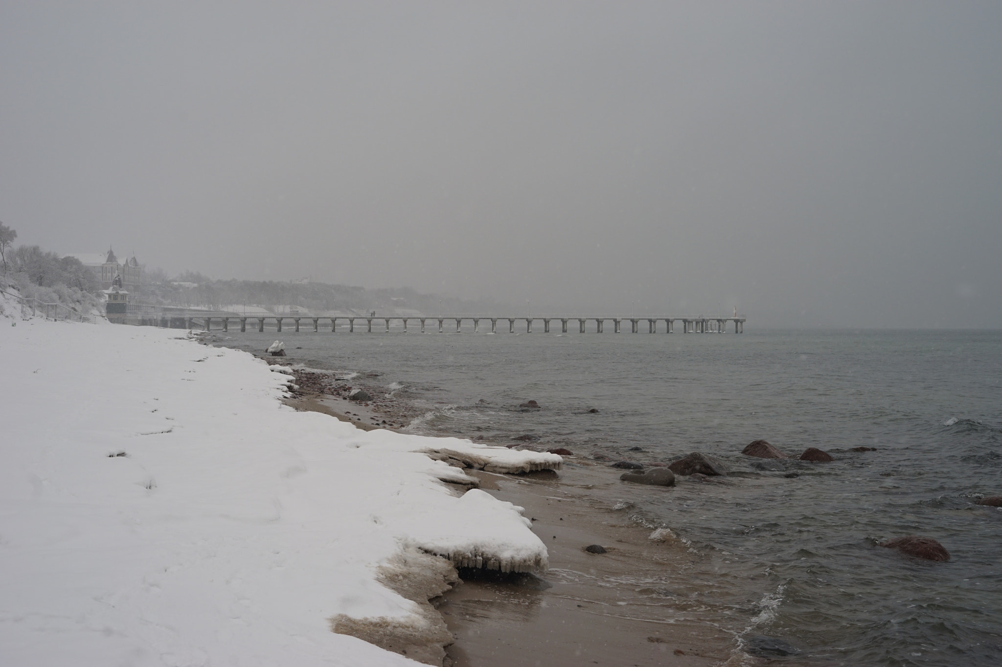 Sony a7 II + Sony 50mm F2.8 Macro sample photo. Coastline in snow photography