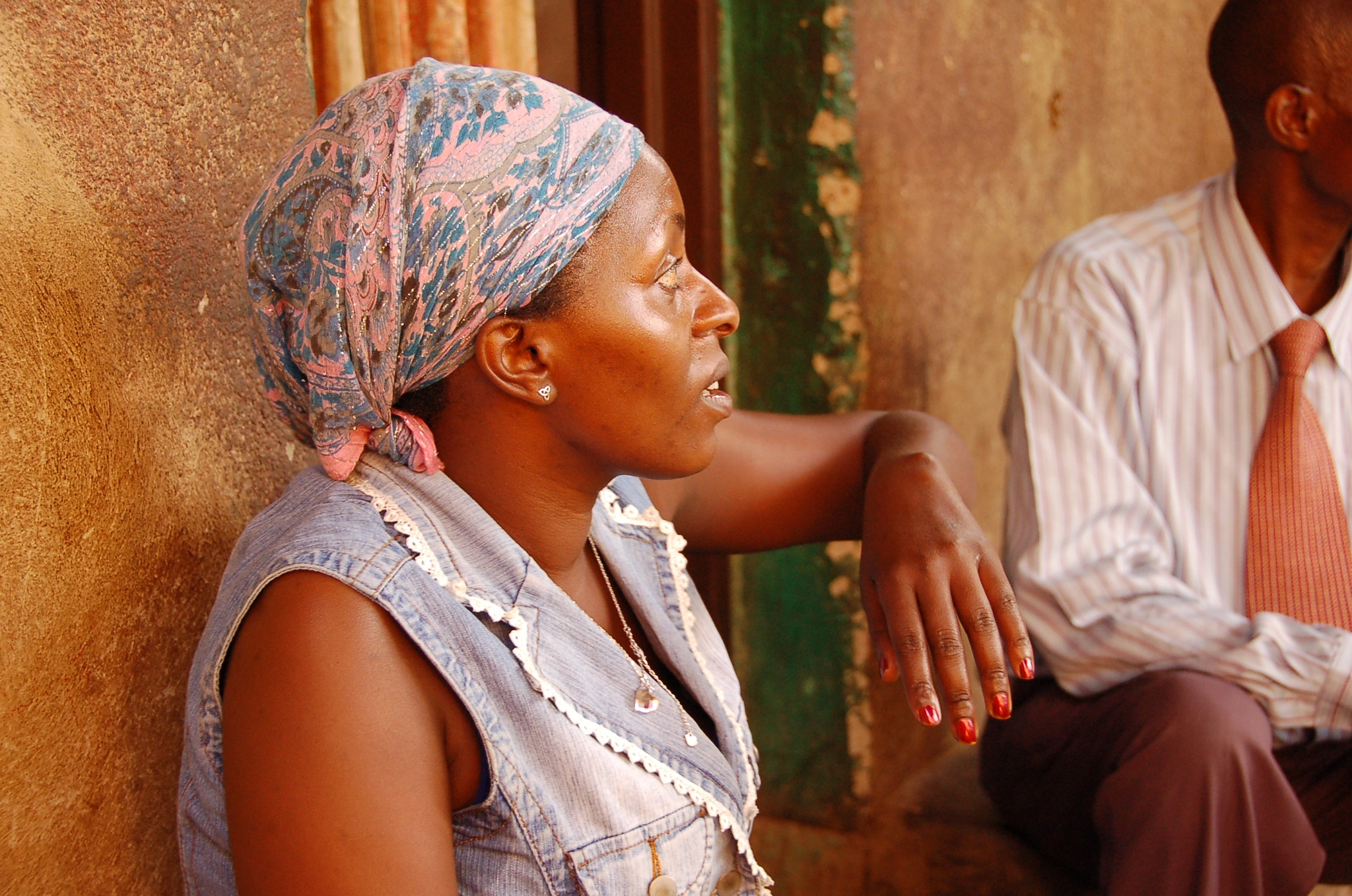 Nikon D50 sample photo. Rwandan woman - kigali - rwanda 2011 photography