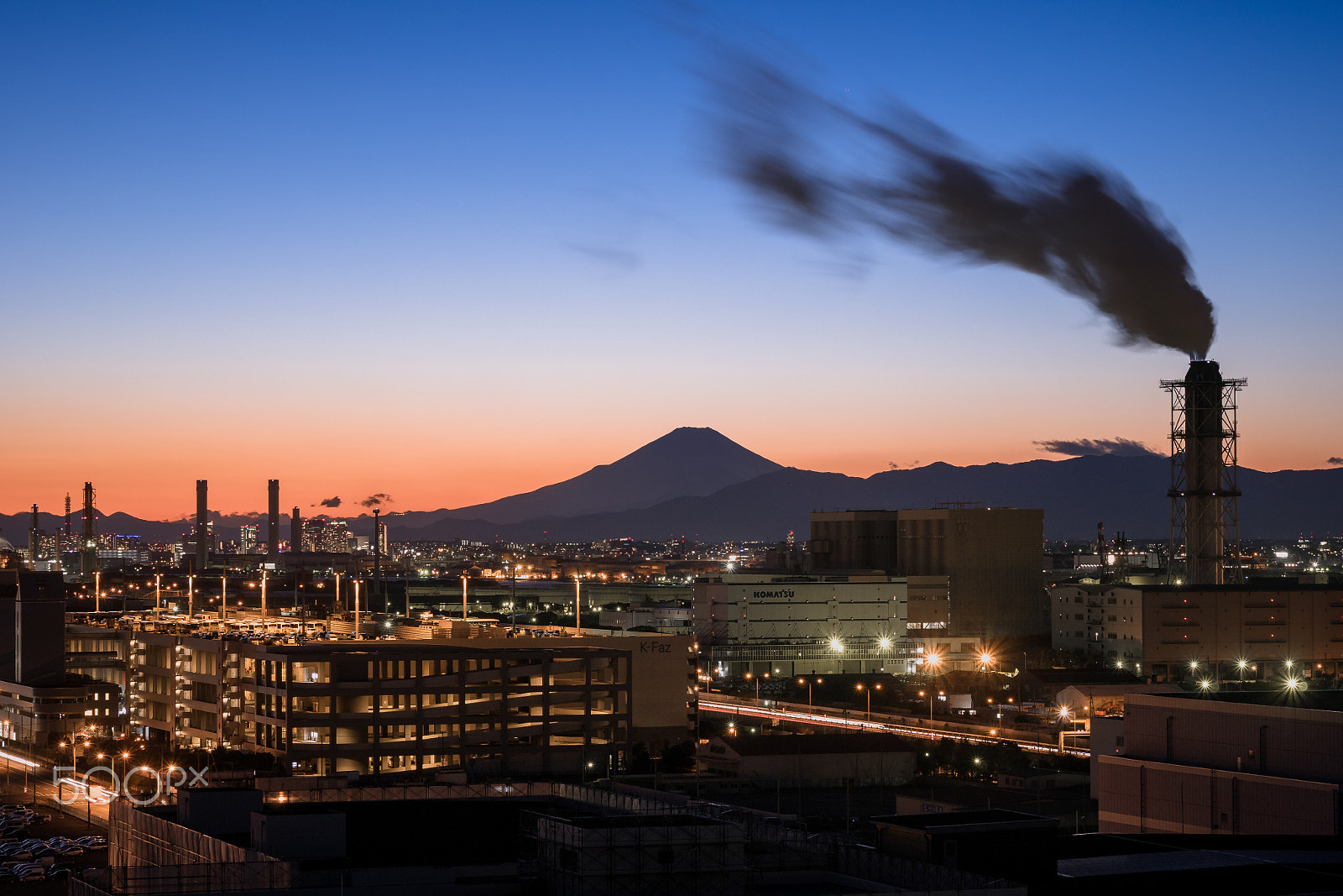 Panasonic DMC-GM1S + Olympus M.Zuiko Digital 45mm F1.8 sample photo. Twilight in kawasaki,japan photography