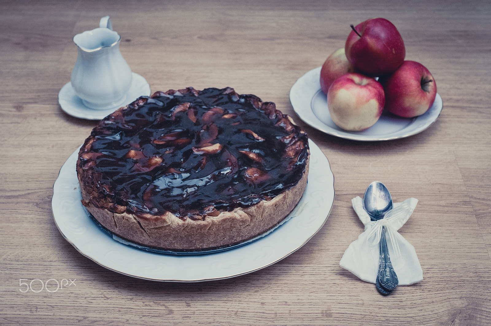 Nikon D300S + Sigma 35mm F1.4 DG HSM Art sample photo. Apple cake photography