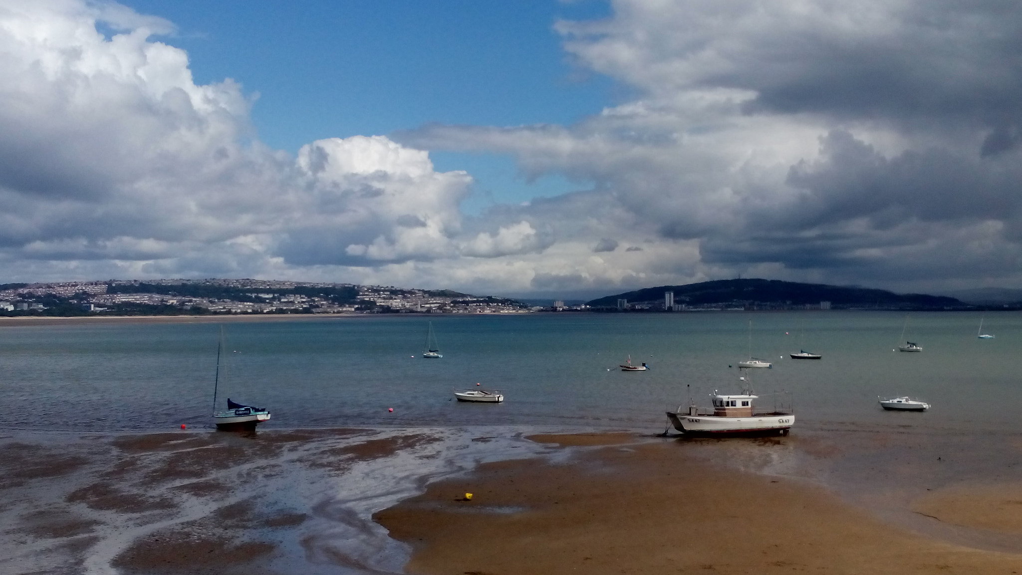 Acer Liquid E3 sample photo. Beached photography