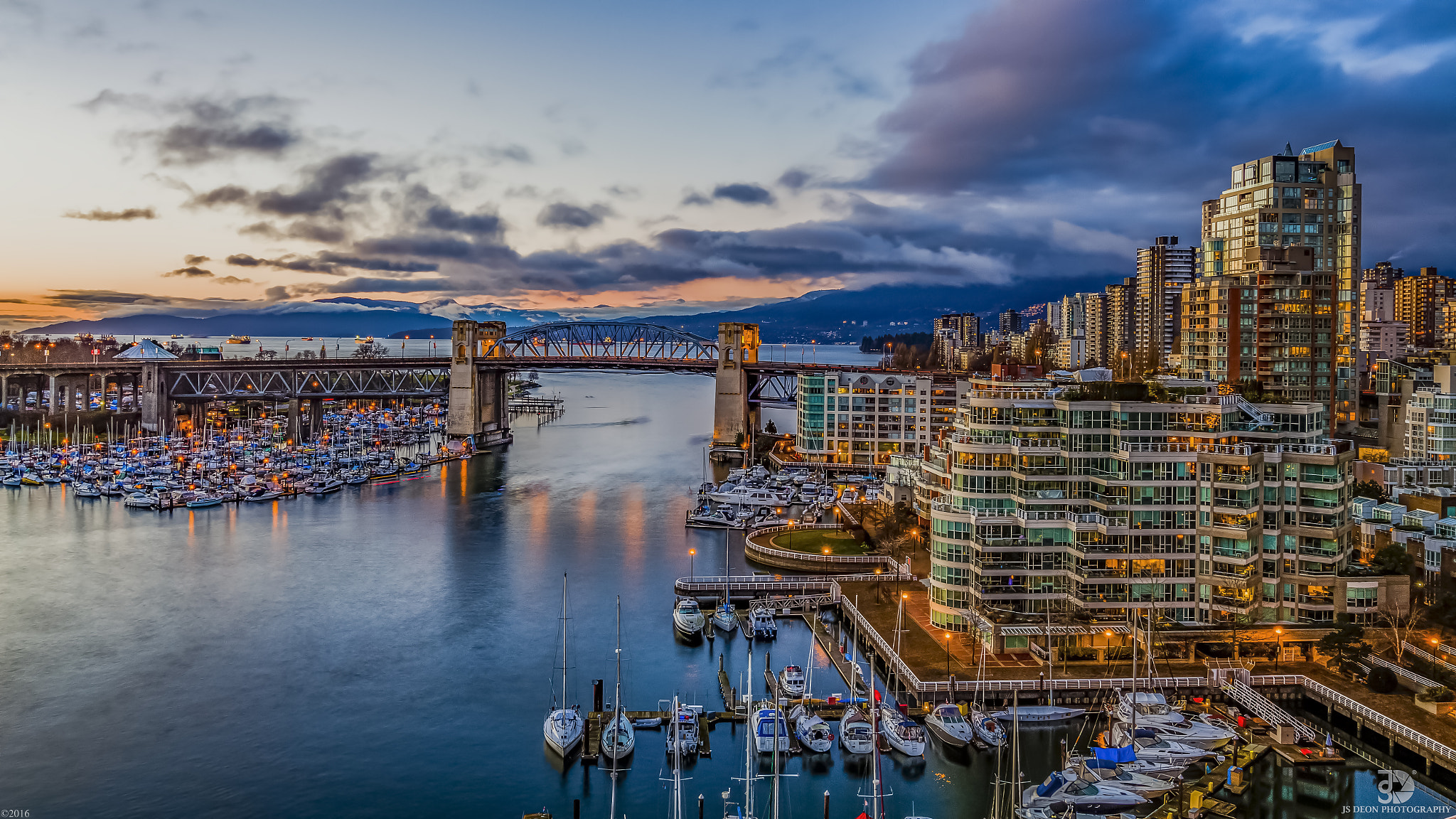 Sigma 10-20mm F3.5 EX DC HSM sample photo. Beautiful vancouver photography