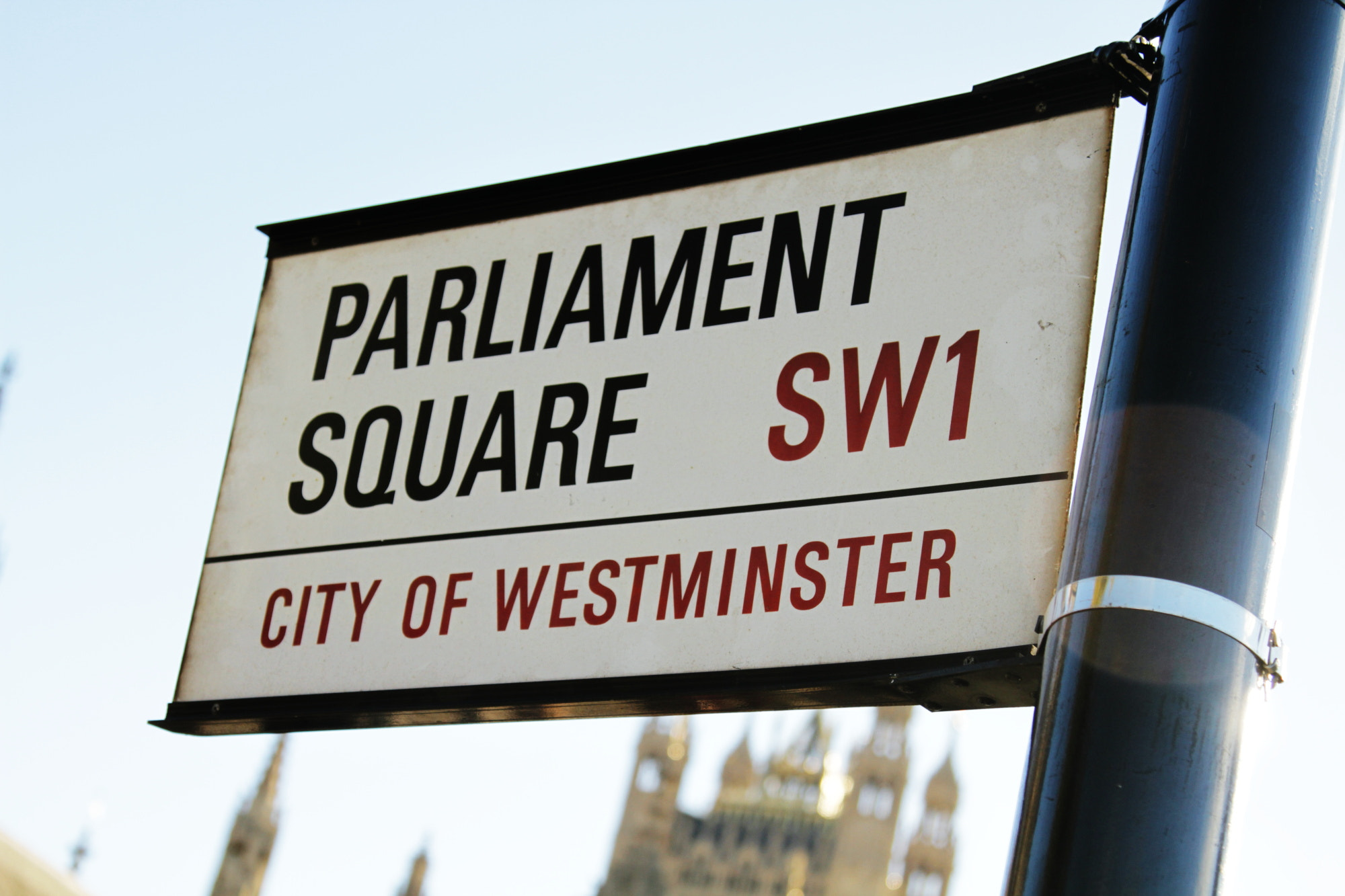 Canon EF 24-105mm F4L IS USM sample photo. London street sign photography