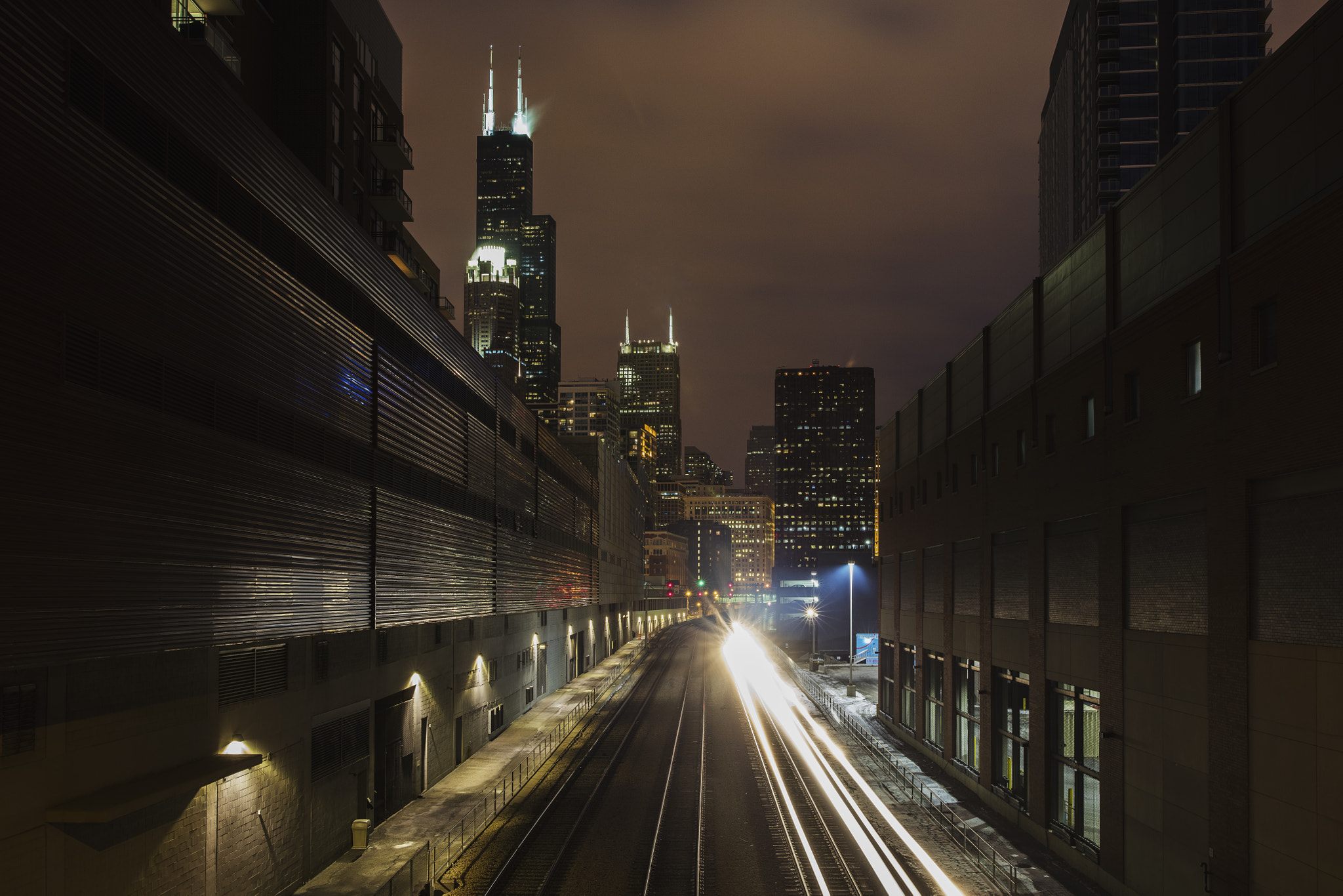 Canon EF 35mm F1.4L II USM sample photo. Downtown by train photography