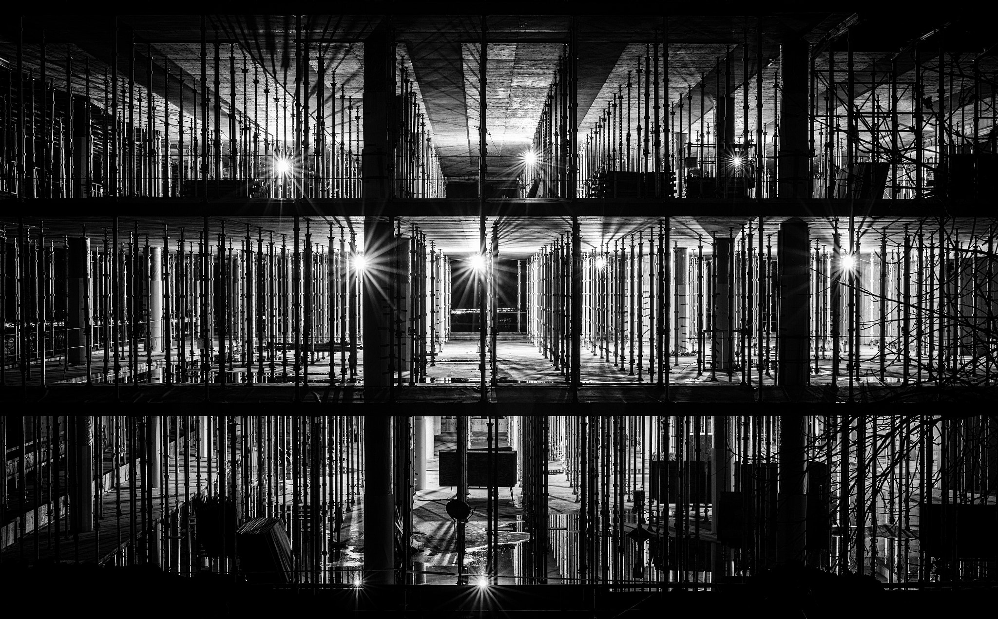 Sigma 35mm F1.4 DG HSM Art sample photo. Under construction photography