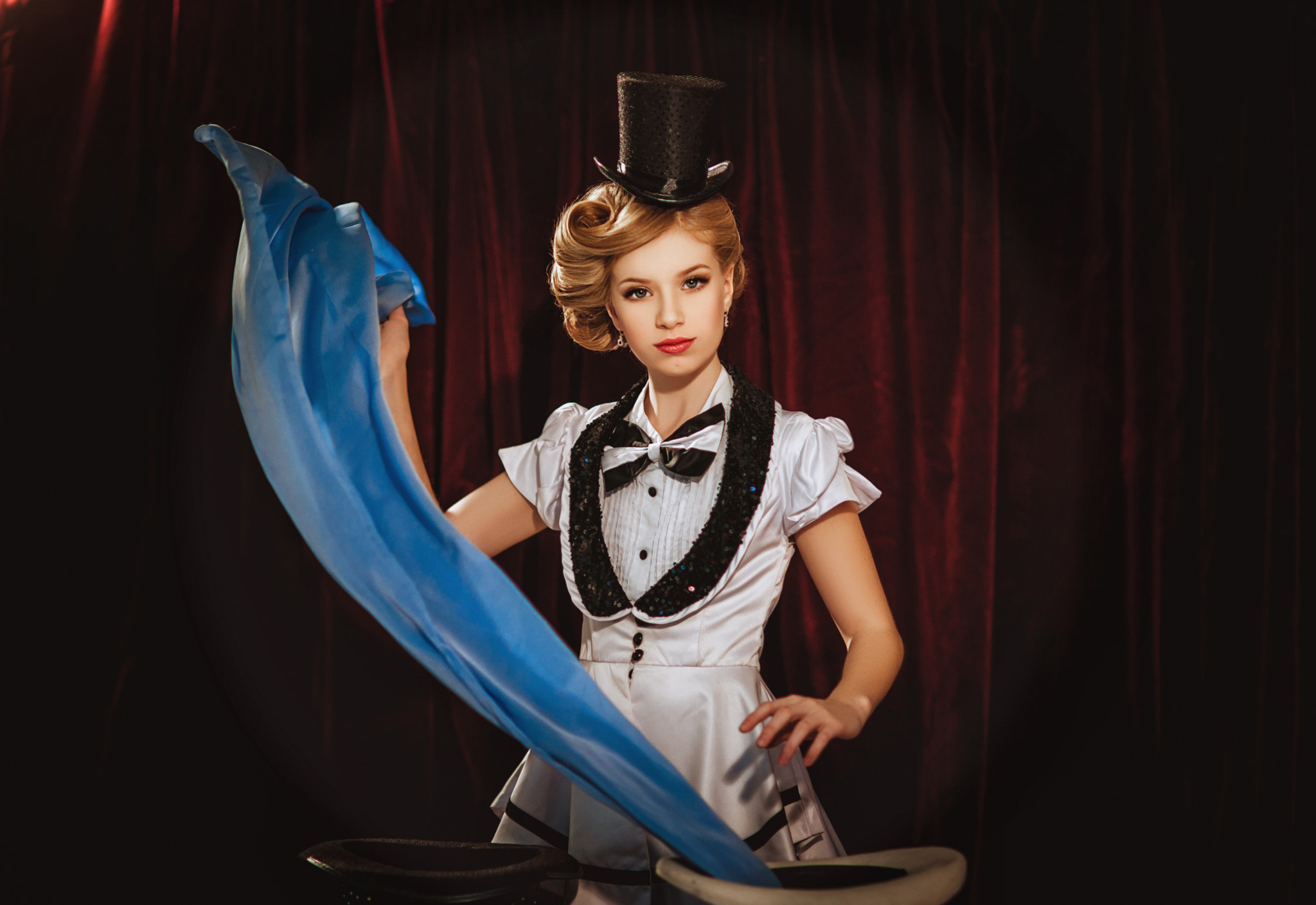 Sony Planar T* 85mm F1.4 ZA sample photo. Circus photography