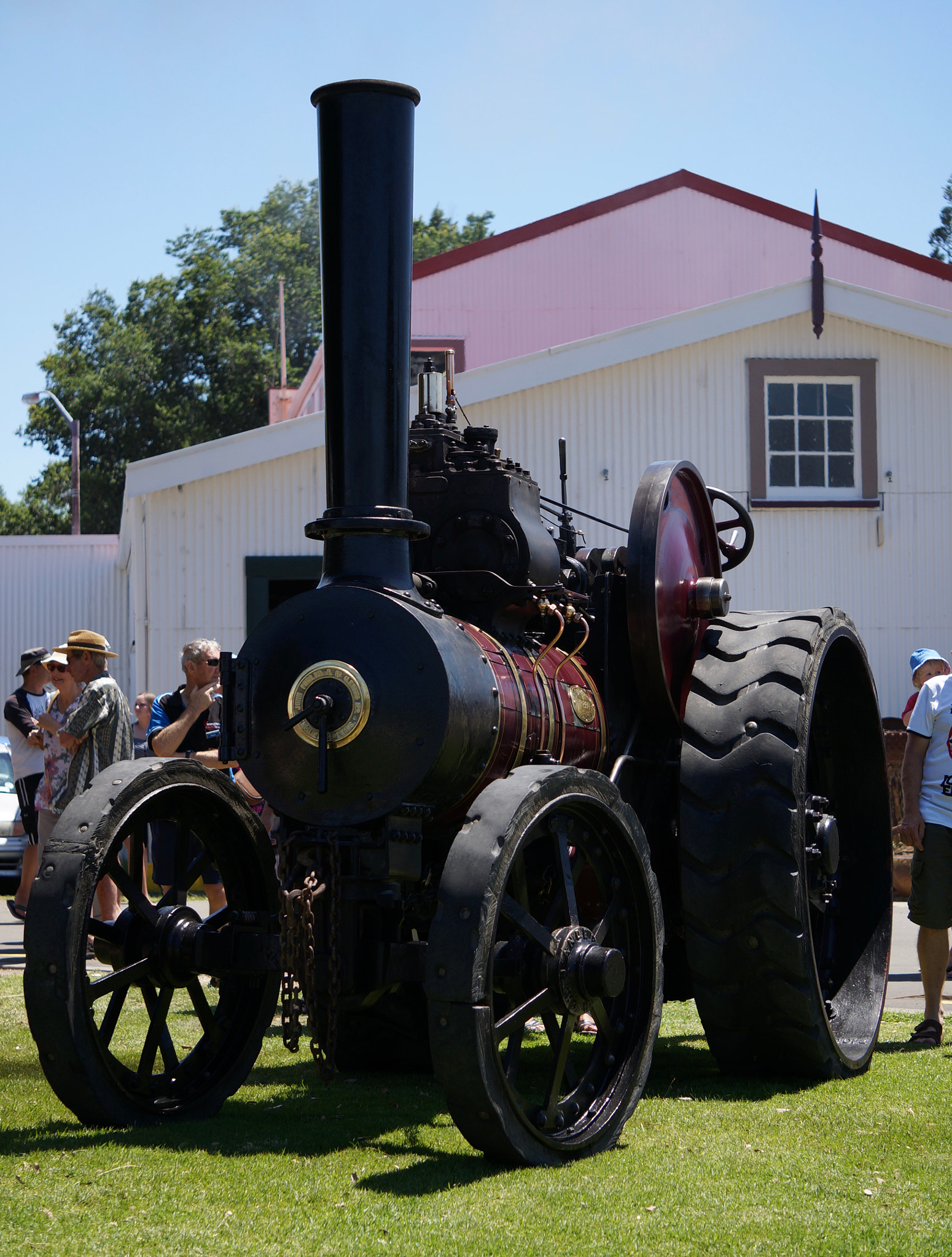 Sony E 55-210mm F4.5-6.3 OSS sample photo. Traction engine photography