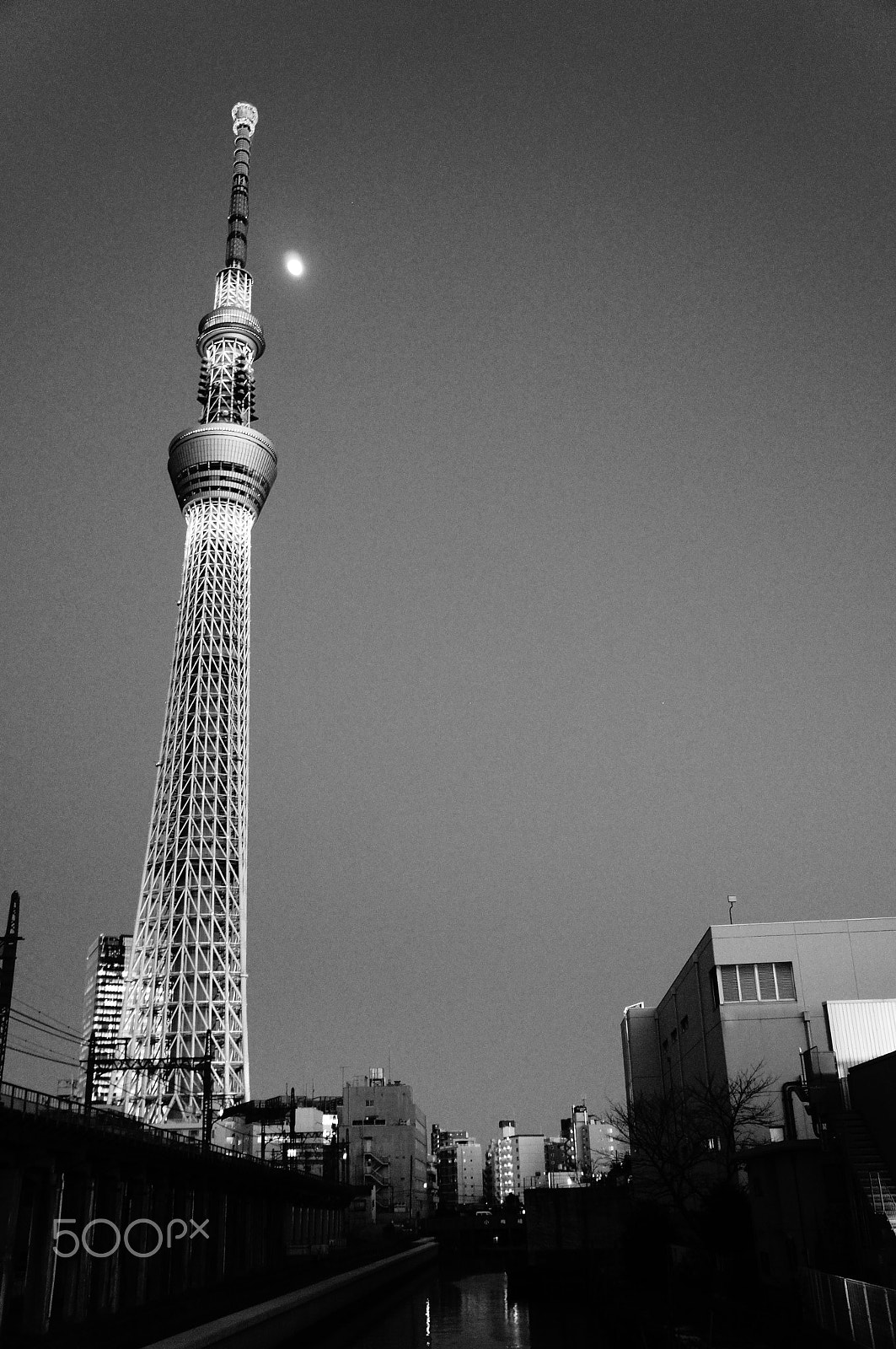 Sony Alpha NEX-C3 + Tamron 18-200mm F3.5-6.3 Di III VC sample photo. Tokyo skytree photography