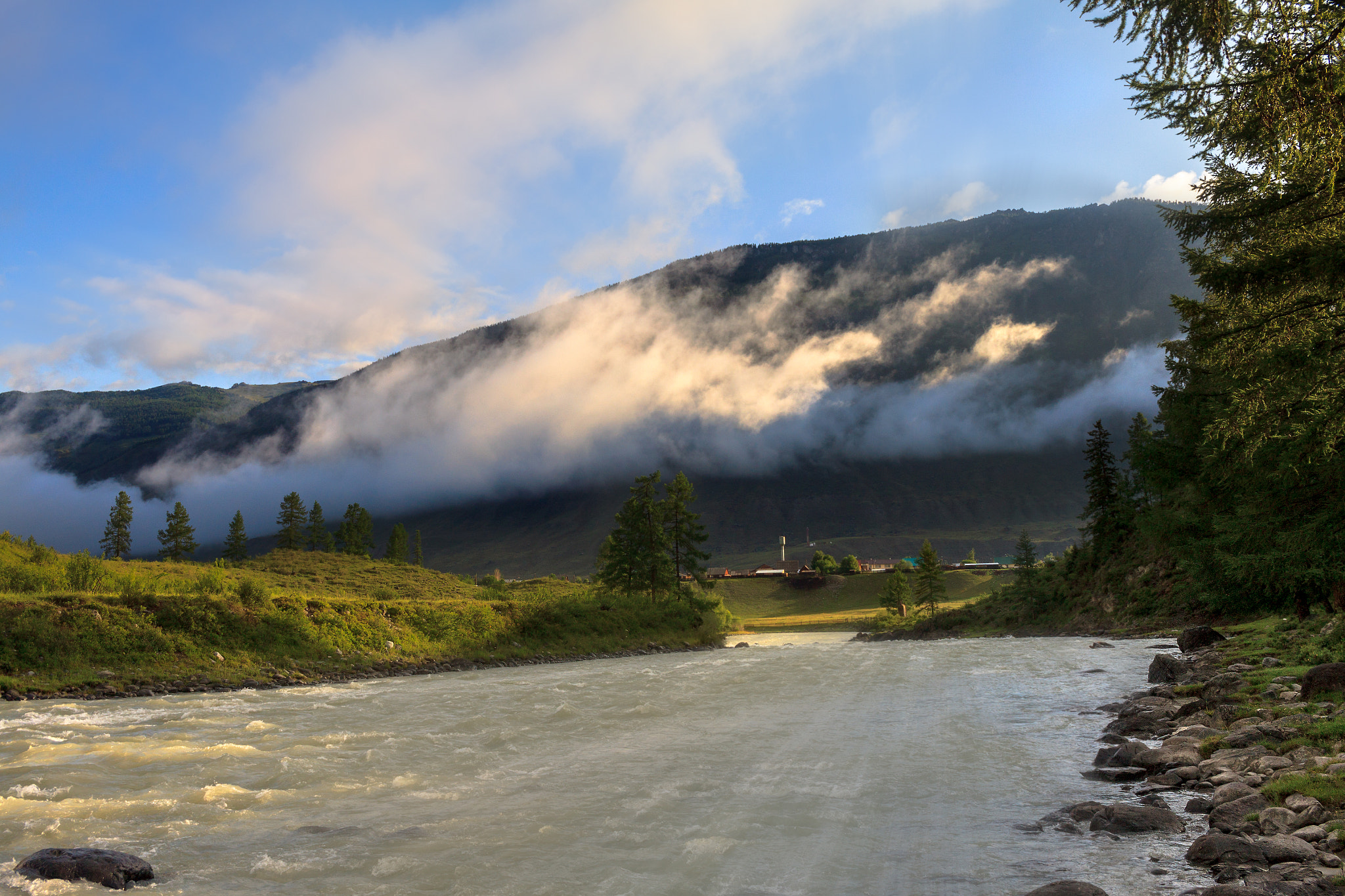 Canon EF-S 24mm F2.8 STM sample photo. River photography