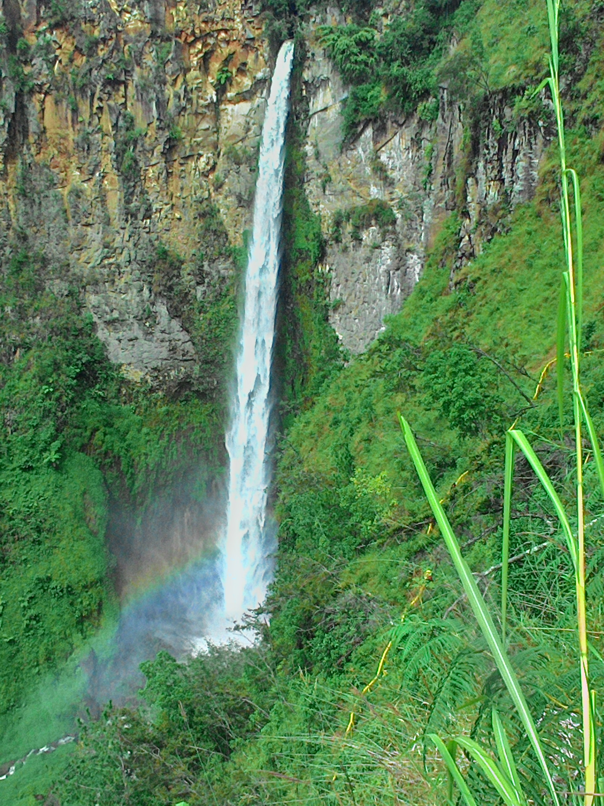 ASUS ZenFone 4 (A400CG) sample photo. Sipiso-piso waterfall. photography