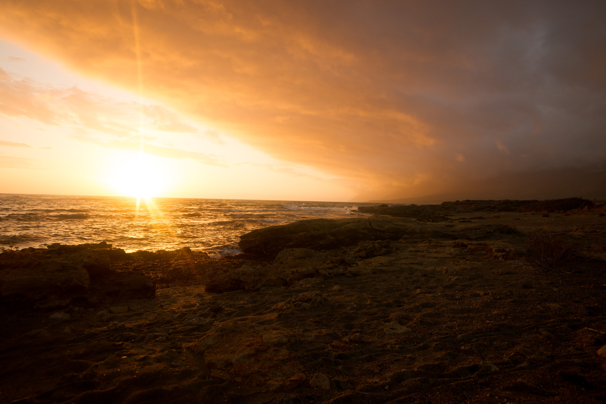 Sony Alpha DSLR-A850 + Minolta AF 17-35mm F2.8-4 (D) sample photo. Crete photography