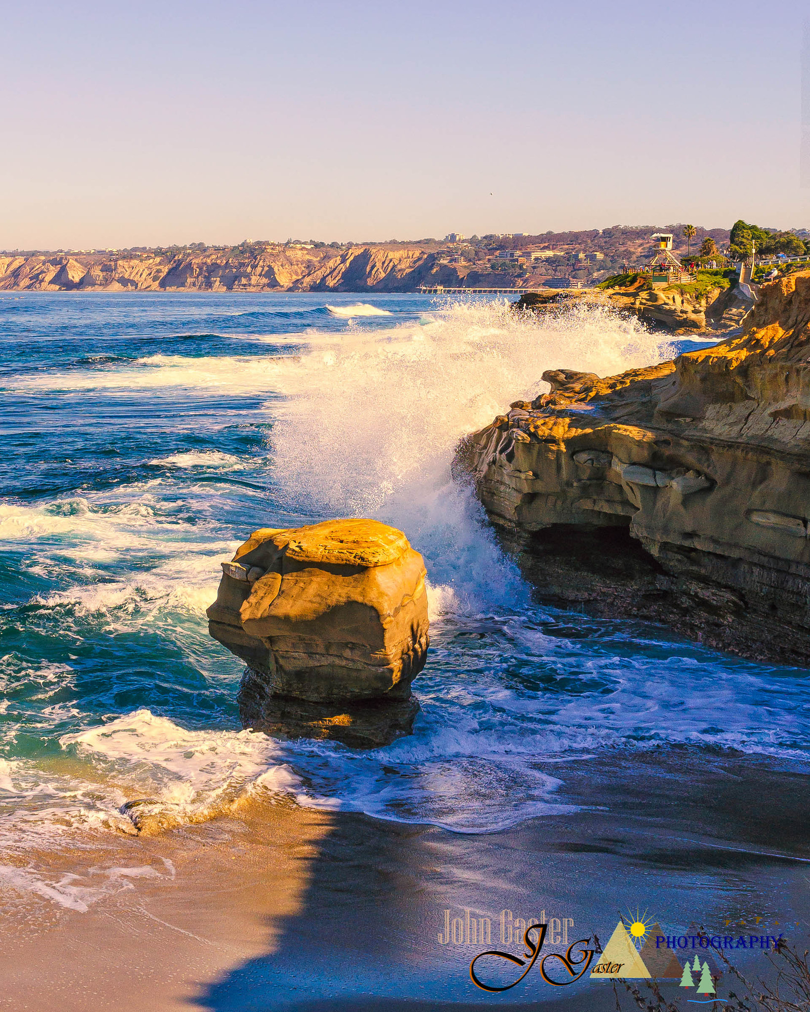 Sony a7R + ZEISS Batis 25mm F2 sample photo. La jolla waves photography