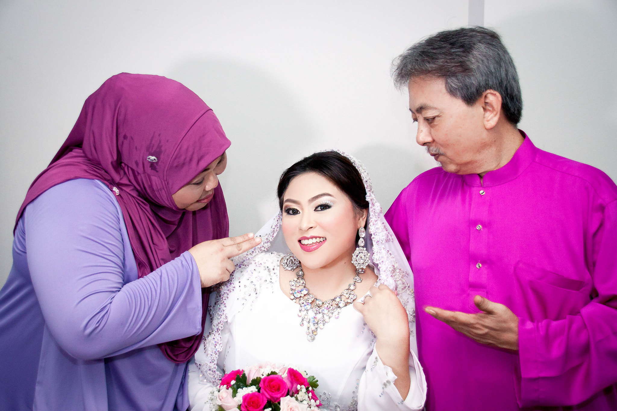 Sigma 18-250mm F3.5-6.3 DC OS HSM sample photo. Marinah & najib engagement photography