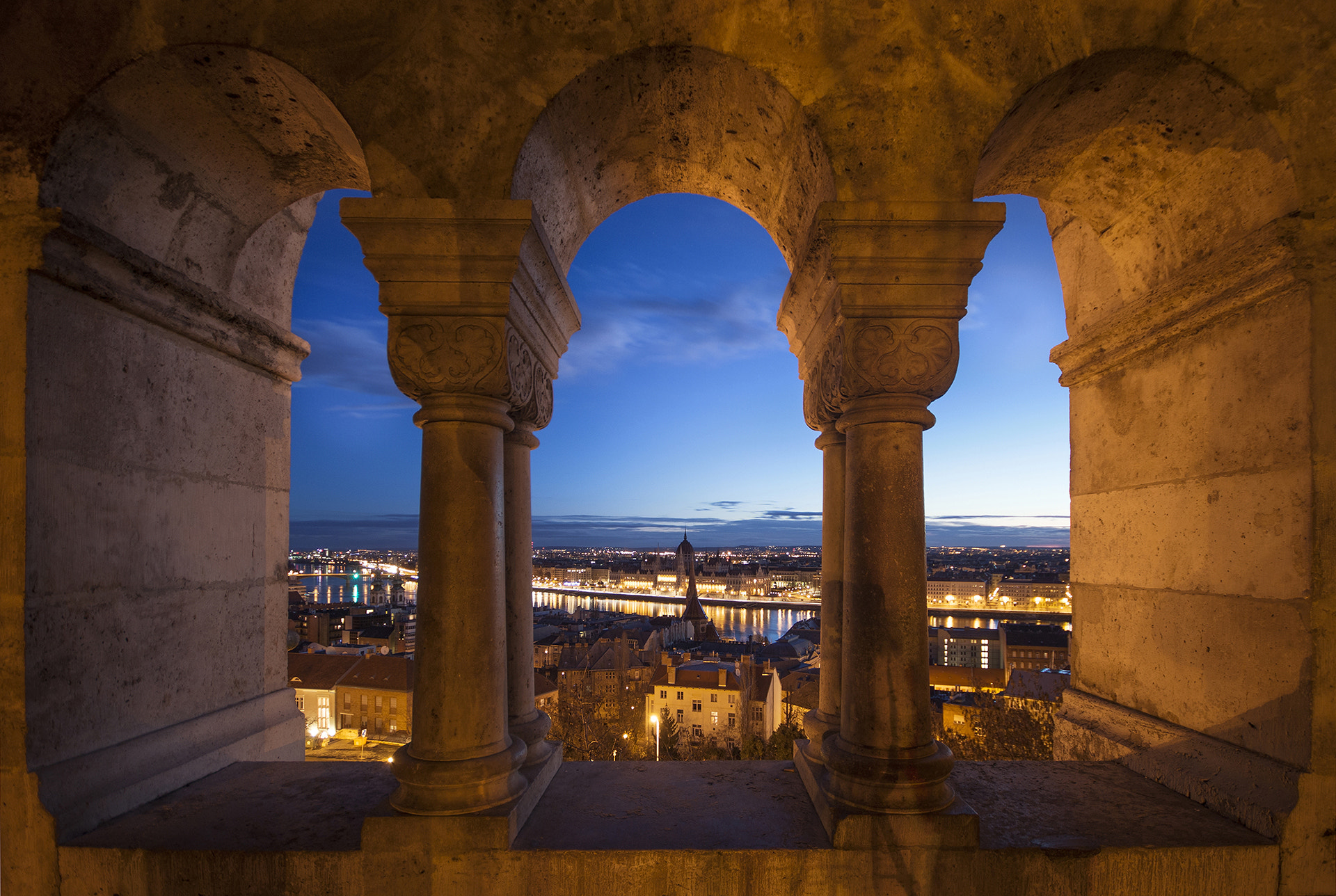Sigma 10-20mm F4-5.6 EX DC HSM sample photo. Budapest from fisherman's bastion photography