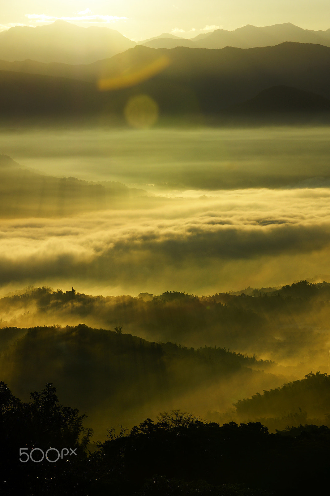 Sigma 17-70mm F2.8-4 DC Macro HSM sample photo. Chenguang mountain city photography
