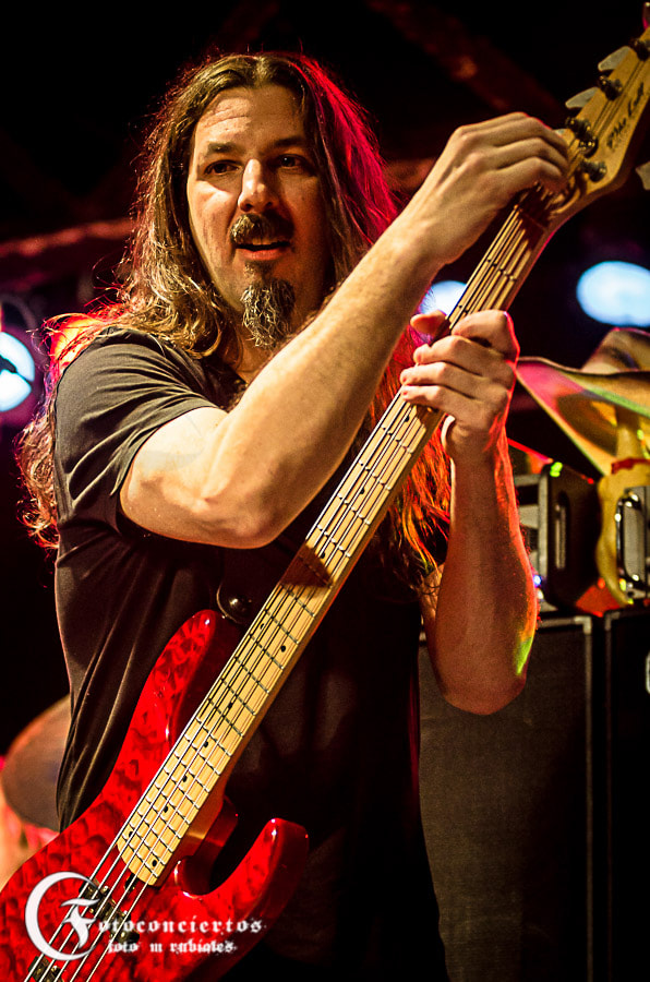 Sigma 70-200mm F2.8 EX DG OS HSM sample photo. Bryan beller(the aristocrats) photography