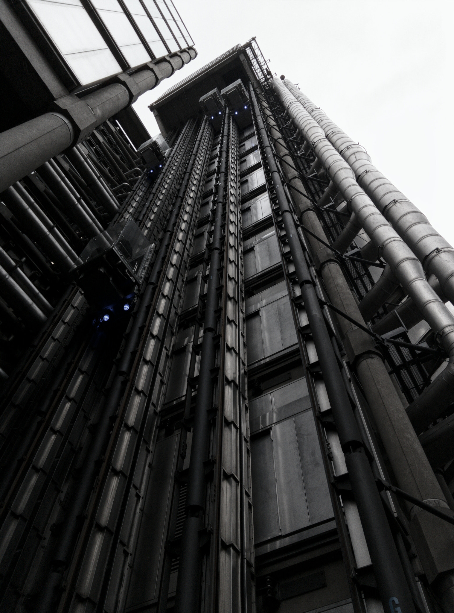 OnePlus One A0001 sample photo. Lloyd's of london photography