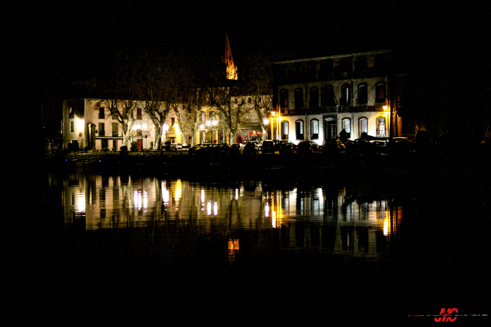 Canon EF-S 18-55mm F3.5-5.6 sample photo. Night light mirror photography
