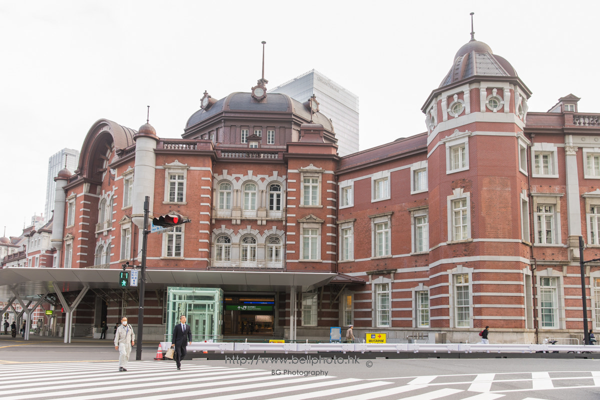 Sony a7 + Canon EF 85mm F1.2L II USM sample photo. 東京駅. photography