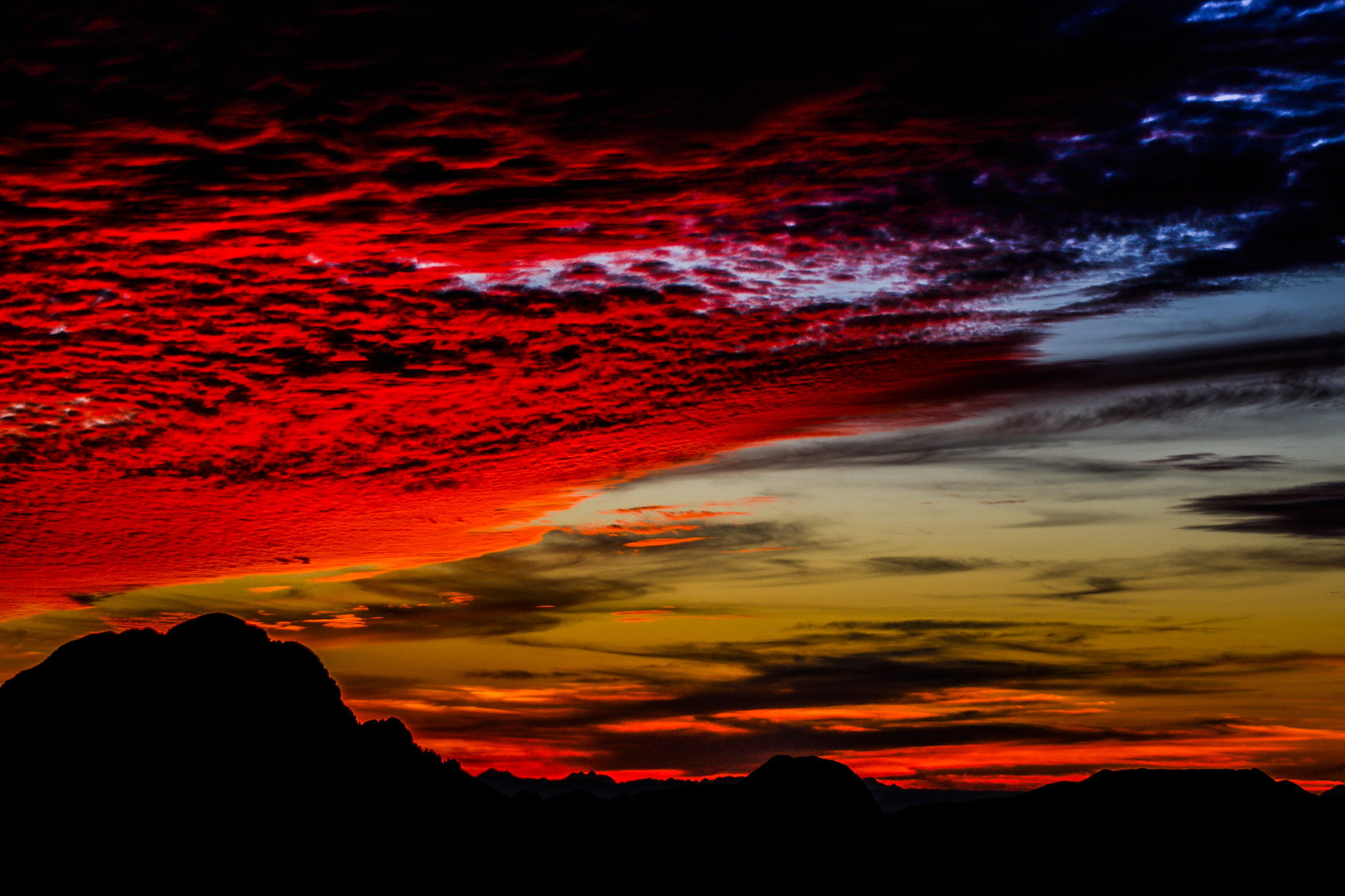 Canon EF 80-200mm F4.5-5.6 II sample photo. Sun set in the sahara photography