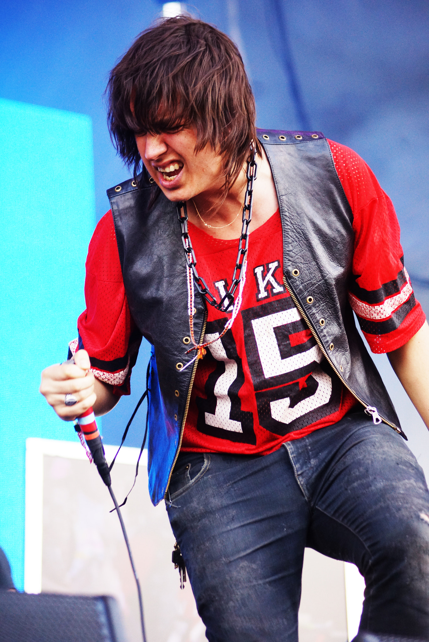 Sony SLT-A77 + Sony DT 55-200mm F4-5.6 SAM sample photo. Julian casablancas + the voidz photography