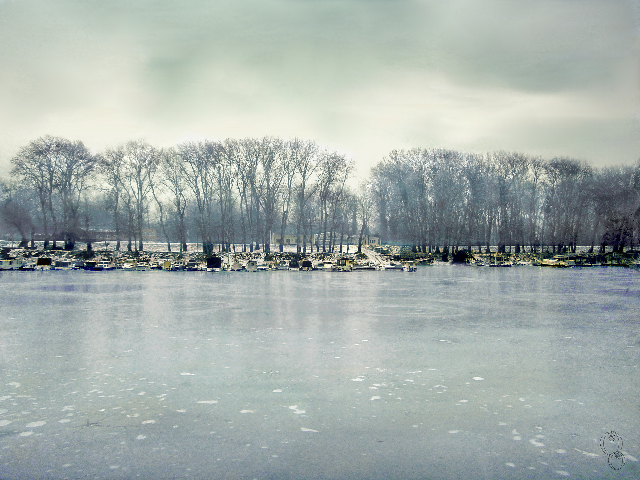 Olympus VG145,VG140,D715 sample photo. Frozen river photography